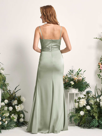 Carlyna Vestido de dama de honor corte sirena escote redondo fruncido hendidura pierna Verde Salvia #color_verde-salvia