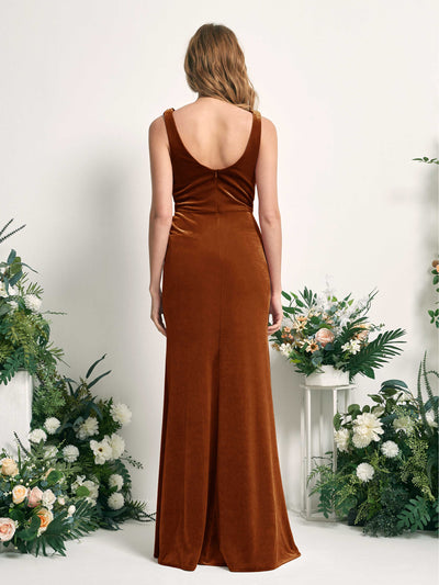 Carlyna Vestido de dama de honor corte trompeta/sirena escote en V hasta el suelo terciopelo Naranja Burant #color_naranja-burant