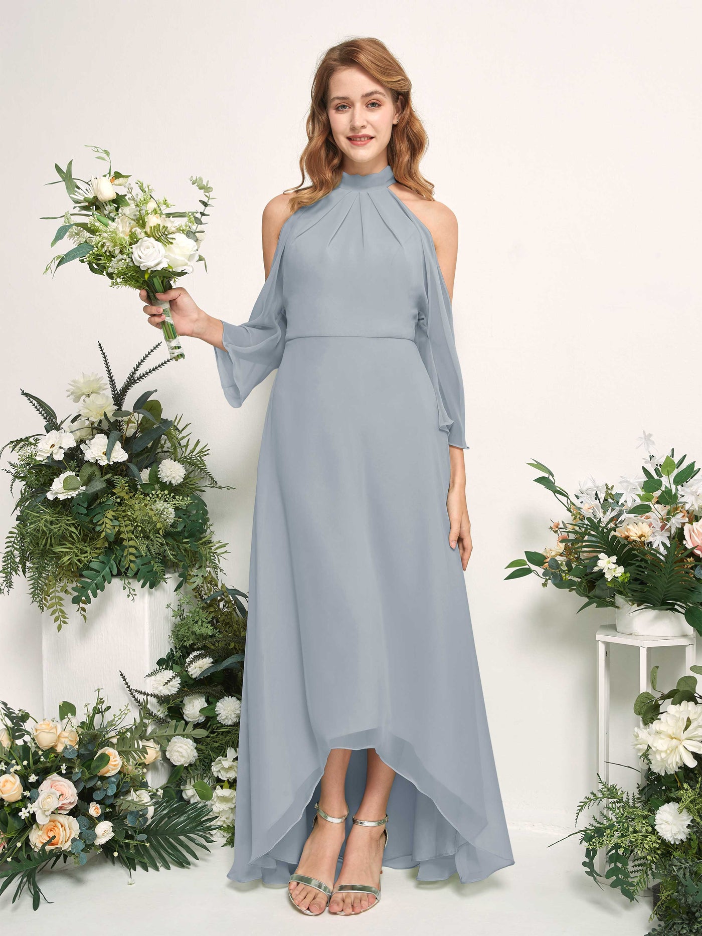 Carlyna Vestido de dama de honor línea A cuello redondo hasta el suelo gasa Azul Empolvado Mejorado #color_azul-empolvado-mejorado