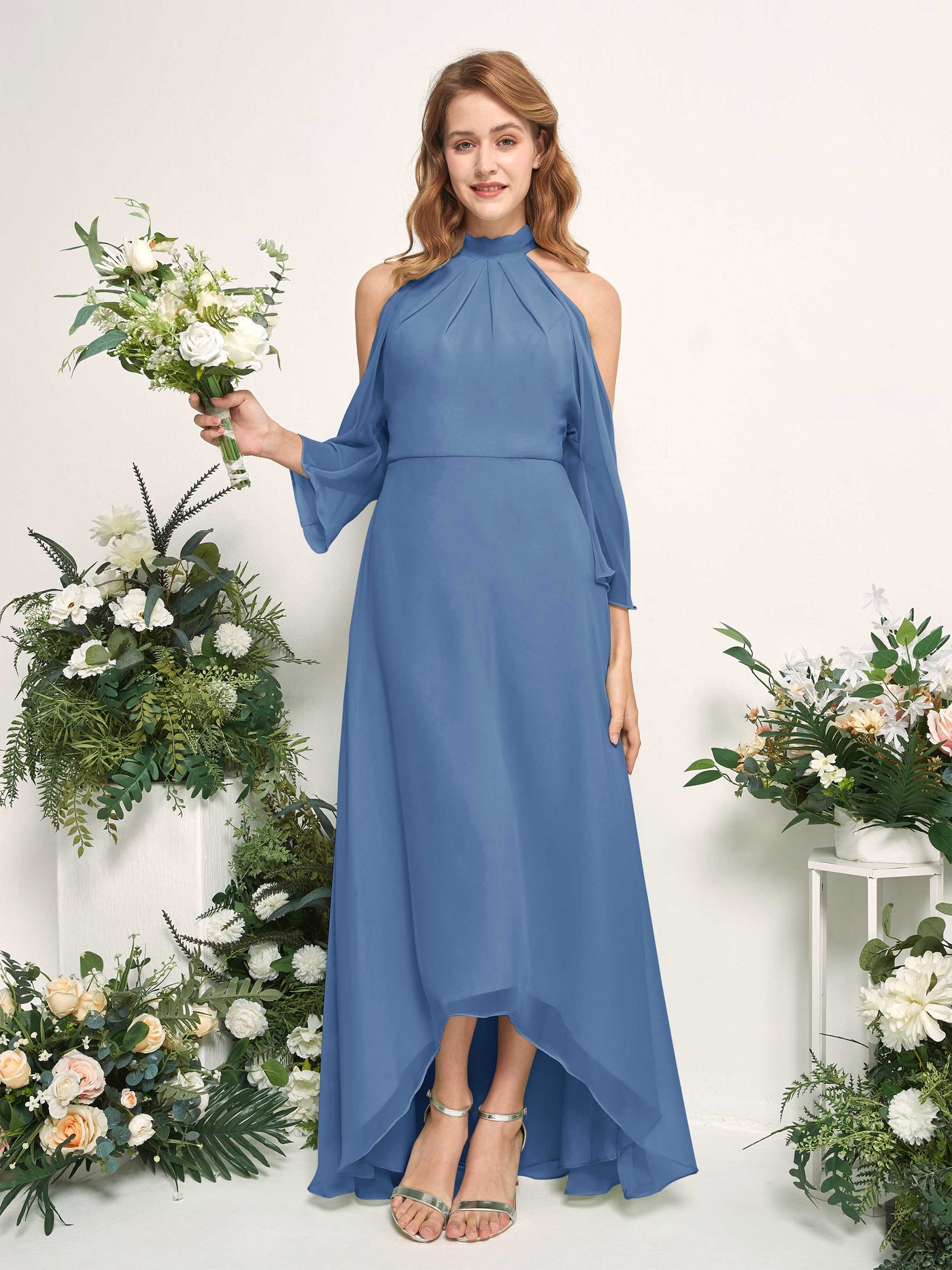 Carlyna Vestido de dama de honor línea A cuello redondo hasta el suelo gasa Azul polvoriento #color_azul-polvoriento