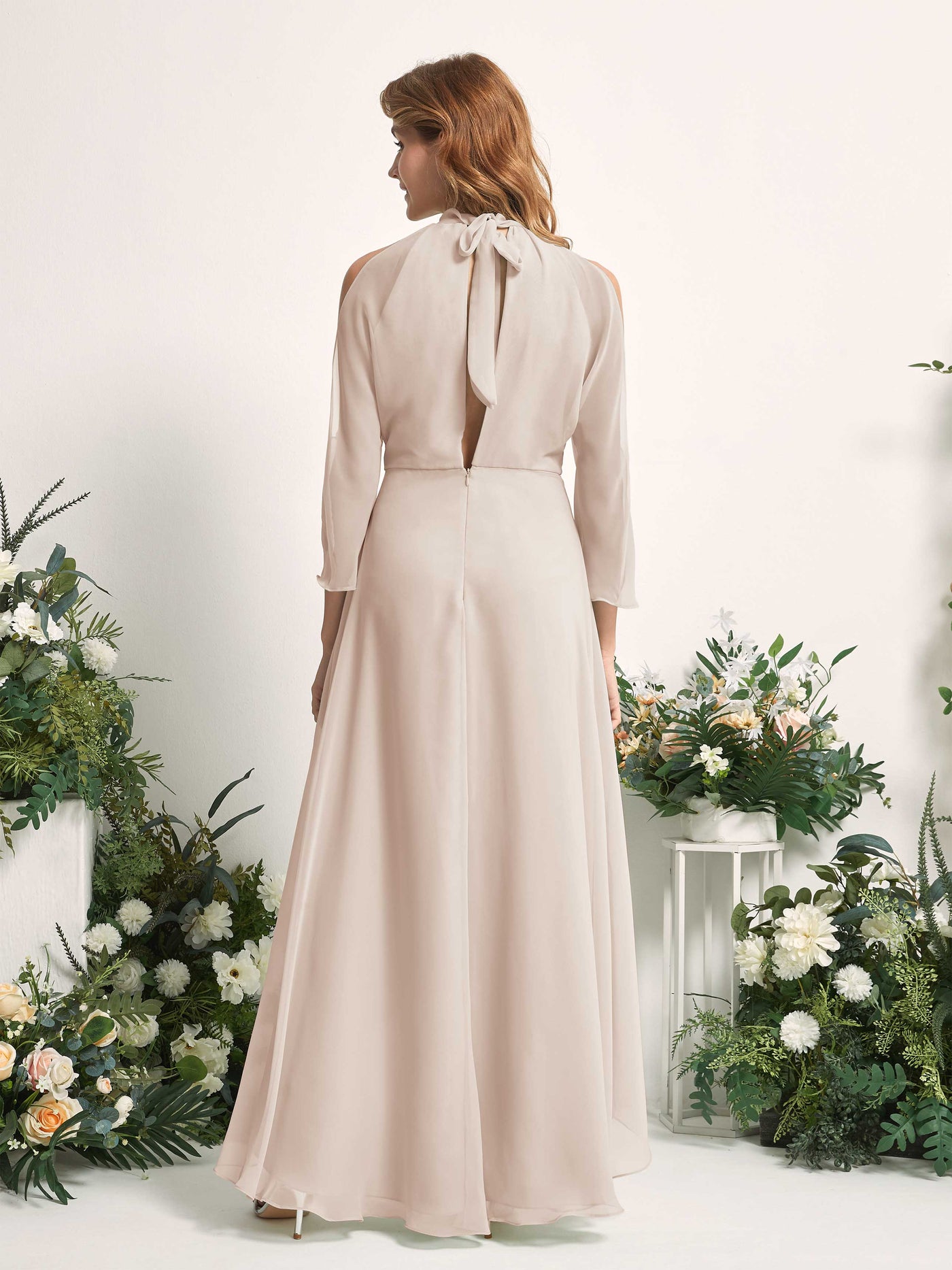 Carlyna Vestido de dama de honor línea A cuello redondo hasta el suelo gasa Champán #color_champ-n