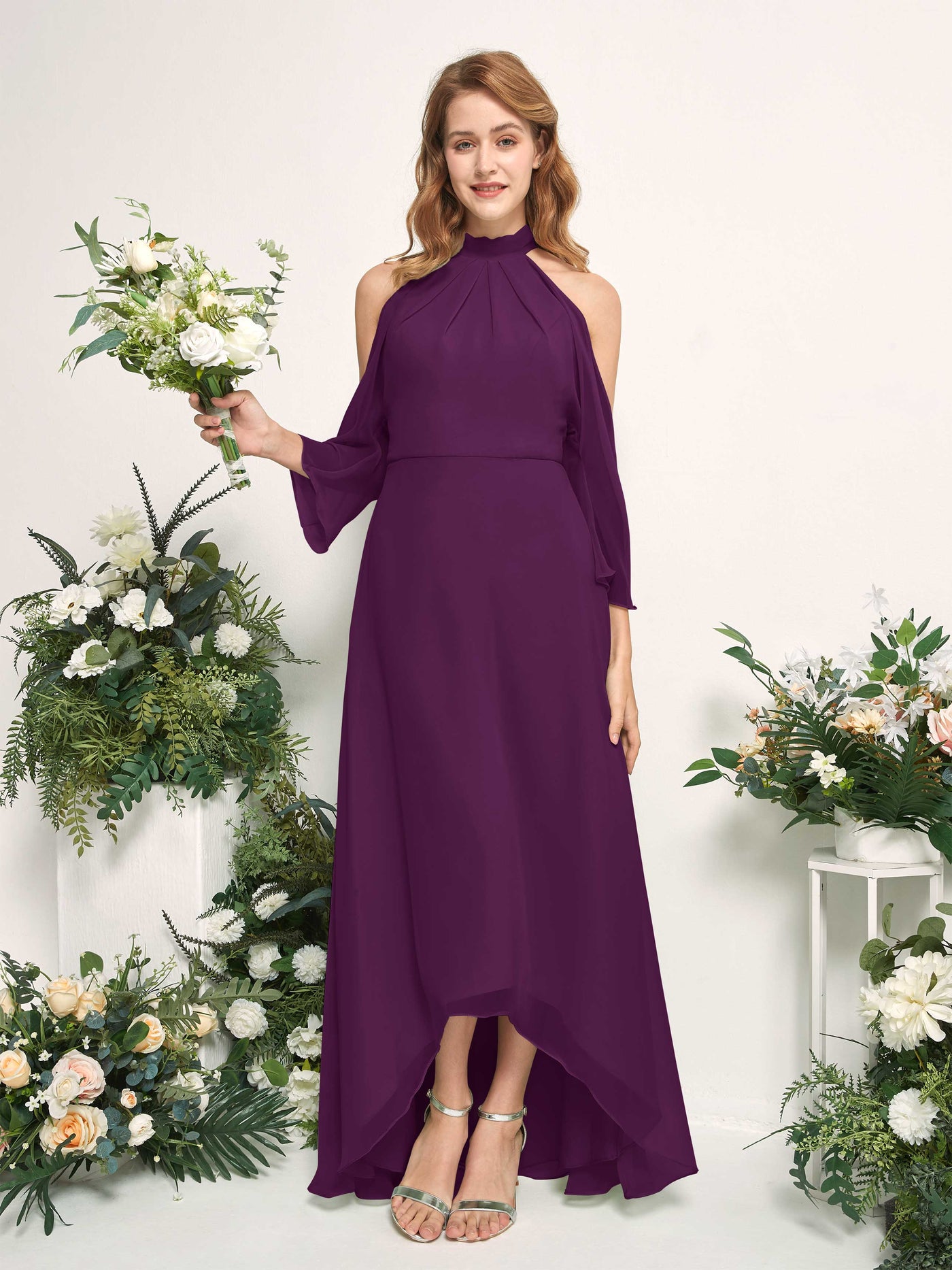 Carlyna Vestido de dama de honor línea A cuello redondo hasta el suelo gasa Uva #color_uva