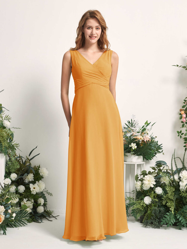 Carlyna Vestido de dama de honor línea A escote en V hasta el suelo Mango 