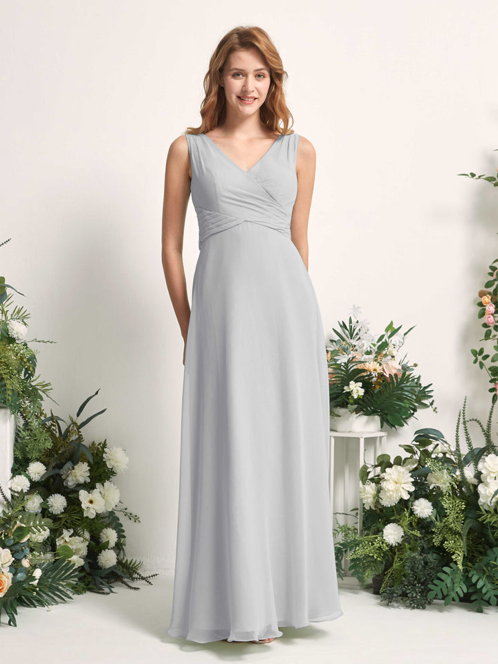 Carlyna Vestido de dama de honor línea A escote en V hasta el suelo Plata 