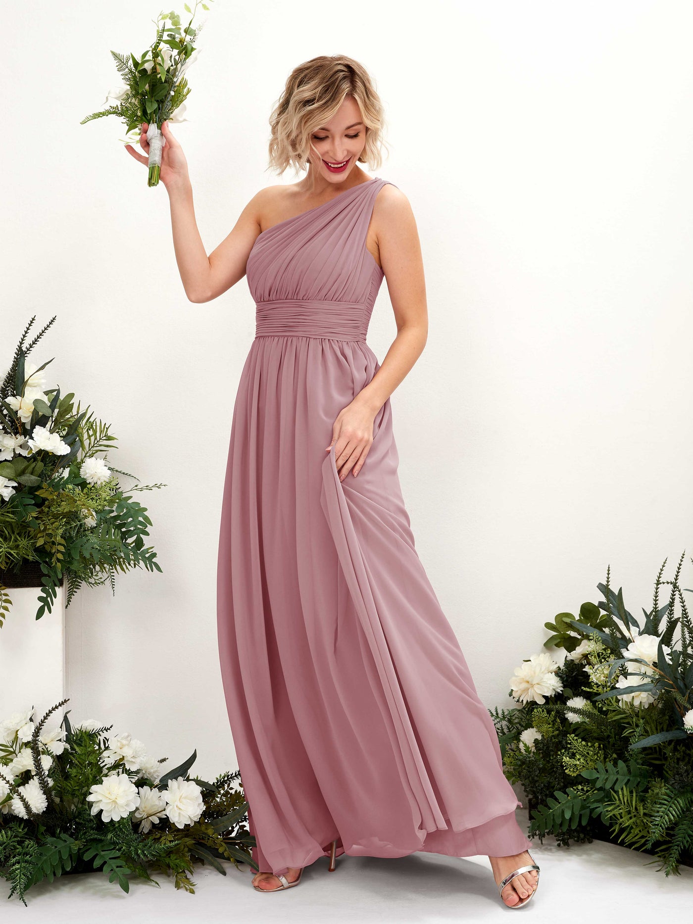 Carlyna Vestido de dama de honor línea A fruncido un hombro longitud hasta el suelo Malva Clásico #color_malva-cl-sico