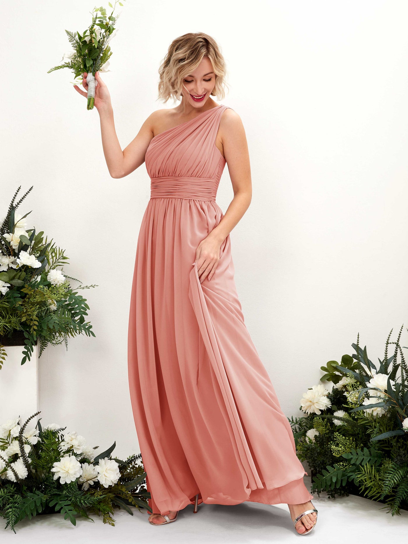 Carlyna Vestido de dama de honor línea A fruncido un hombro longitud hasta el suelo Rosa Champán #color_rosa-champ-n