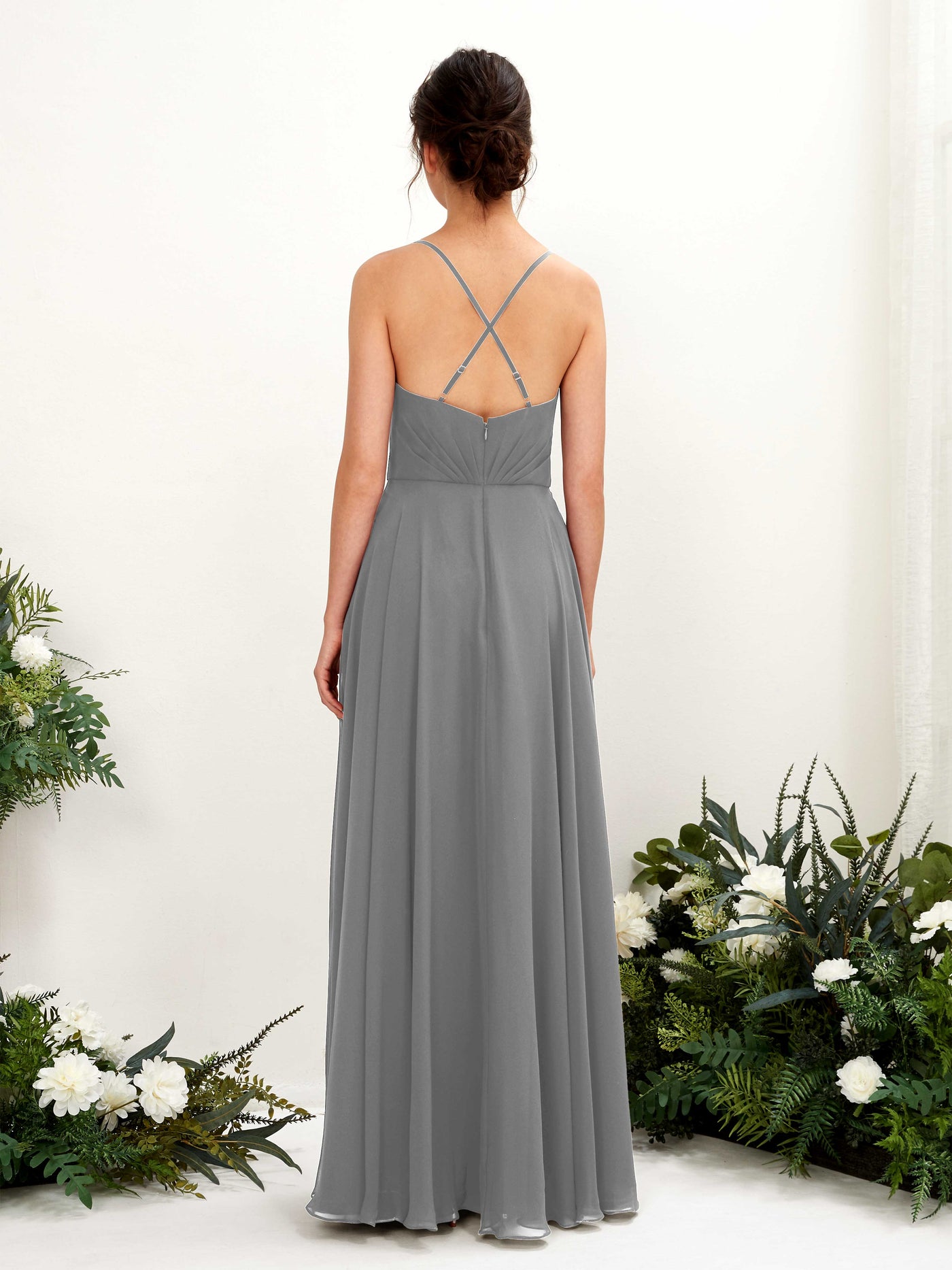 Carlyna Vestido de línea A escote en V con tirantes finos hasta el suelo vestido de dama de honor Gris Acero #color_gris-acero