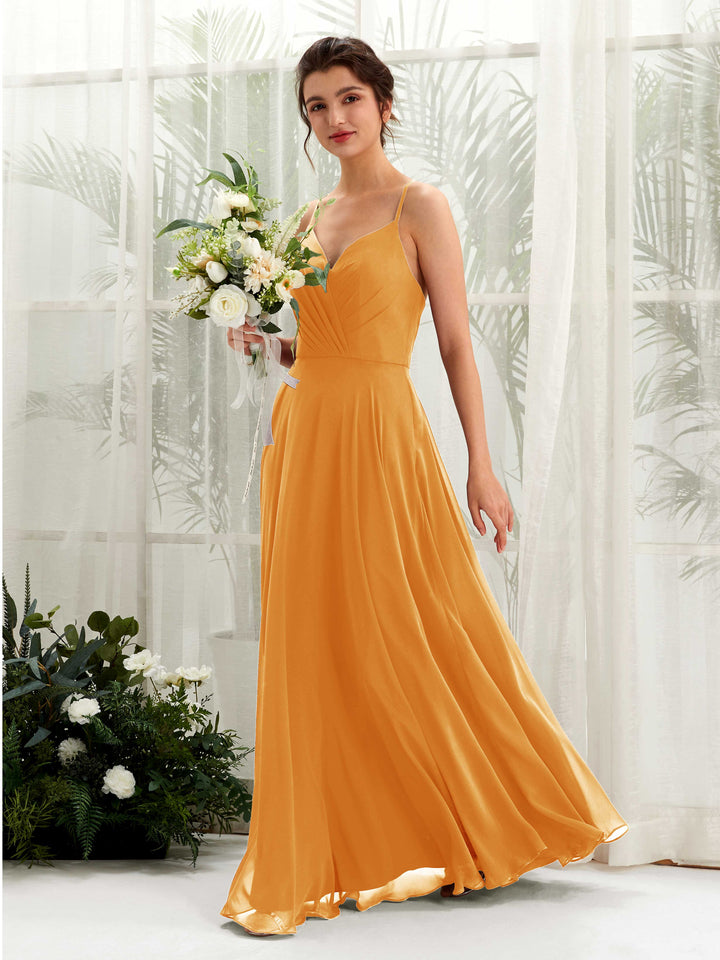Carlyna Vestido de línea A escote en V con tirantes finos hasta el suelo vestido de dama de honor Mango 