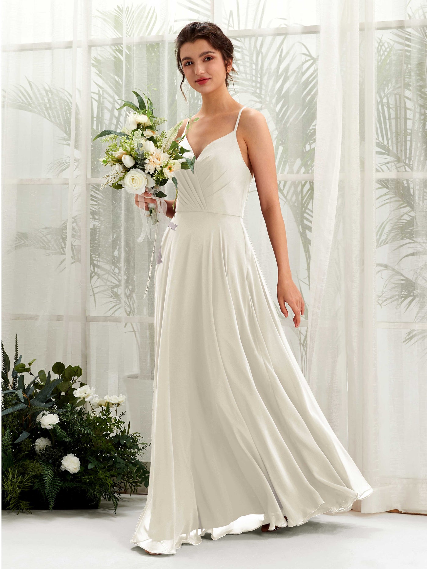 Carlyna Vestido de línea A escote en V con tirantes finos hasta el suelo vestido de dama de honor Marfil #color_marfil