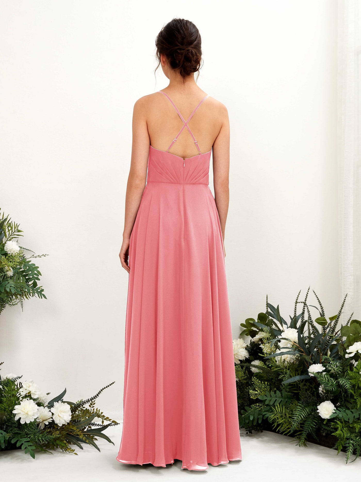 Carlyna Vestido de línea A escote en V con tirantes finos hasta el suelo vestido de dama de honor Rosa Coral #color_rosa-coral