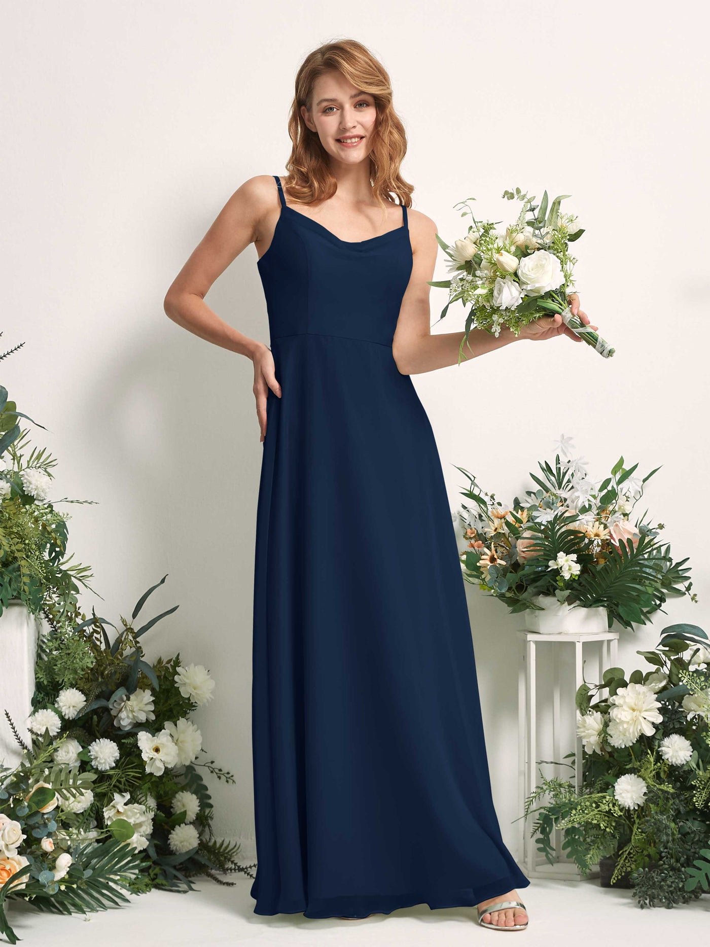 Carlyna Vestido de línea A escote en V hasta el suelo gasa dama de honor Azul Marino #color_azul-marino
