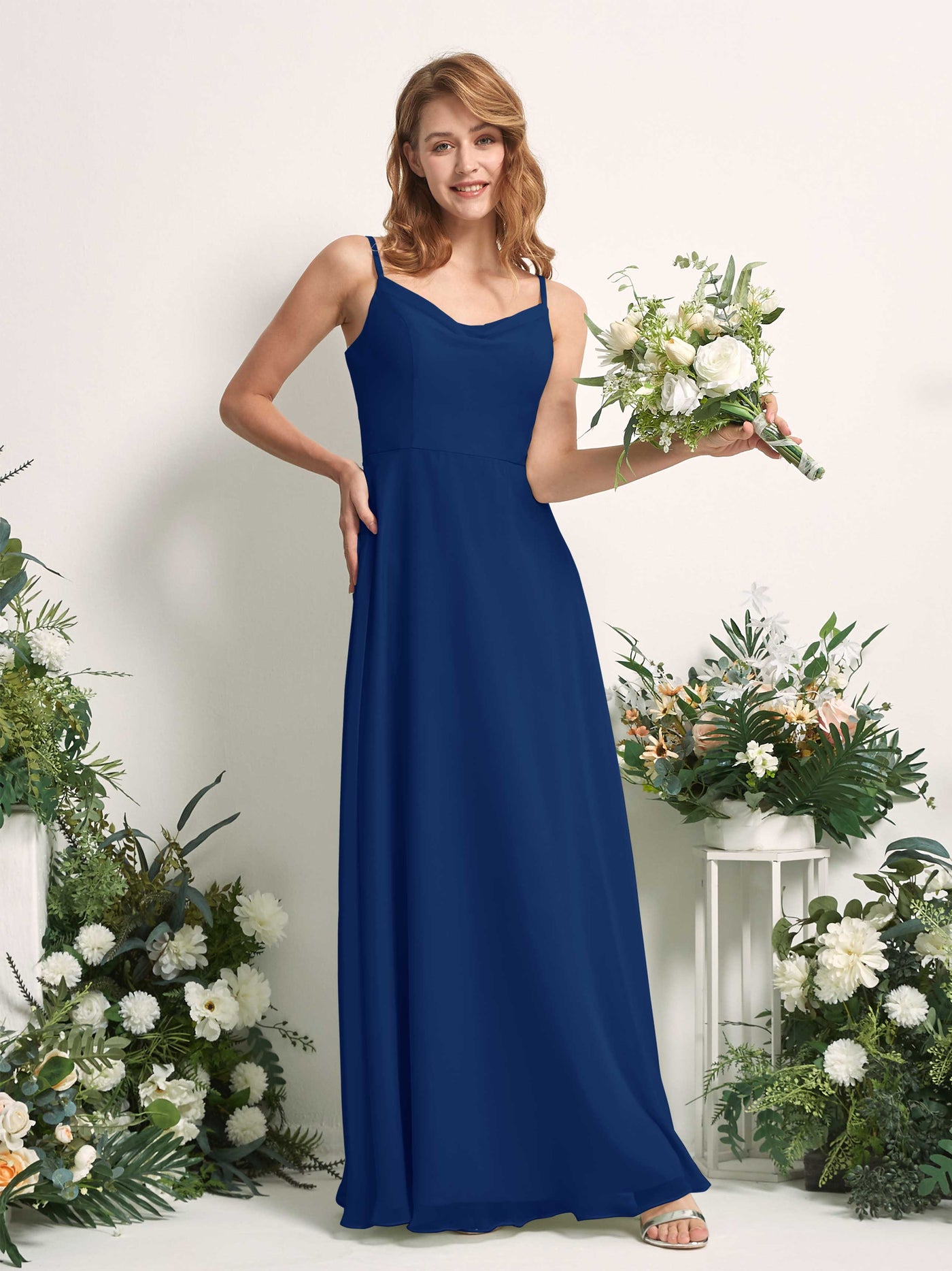 Carlyna Vestido de línea A escote en V hasta el suelo gasa dama de honor Azul Real #color_azul-real