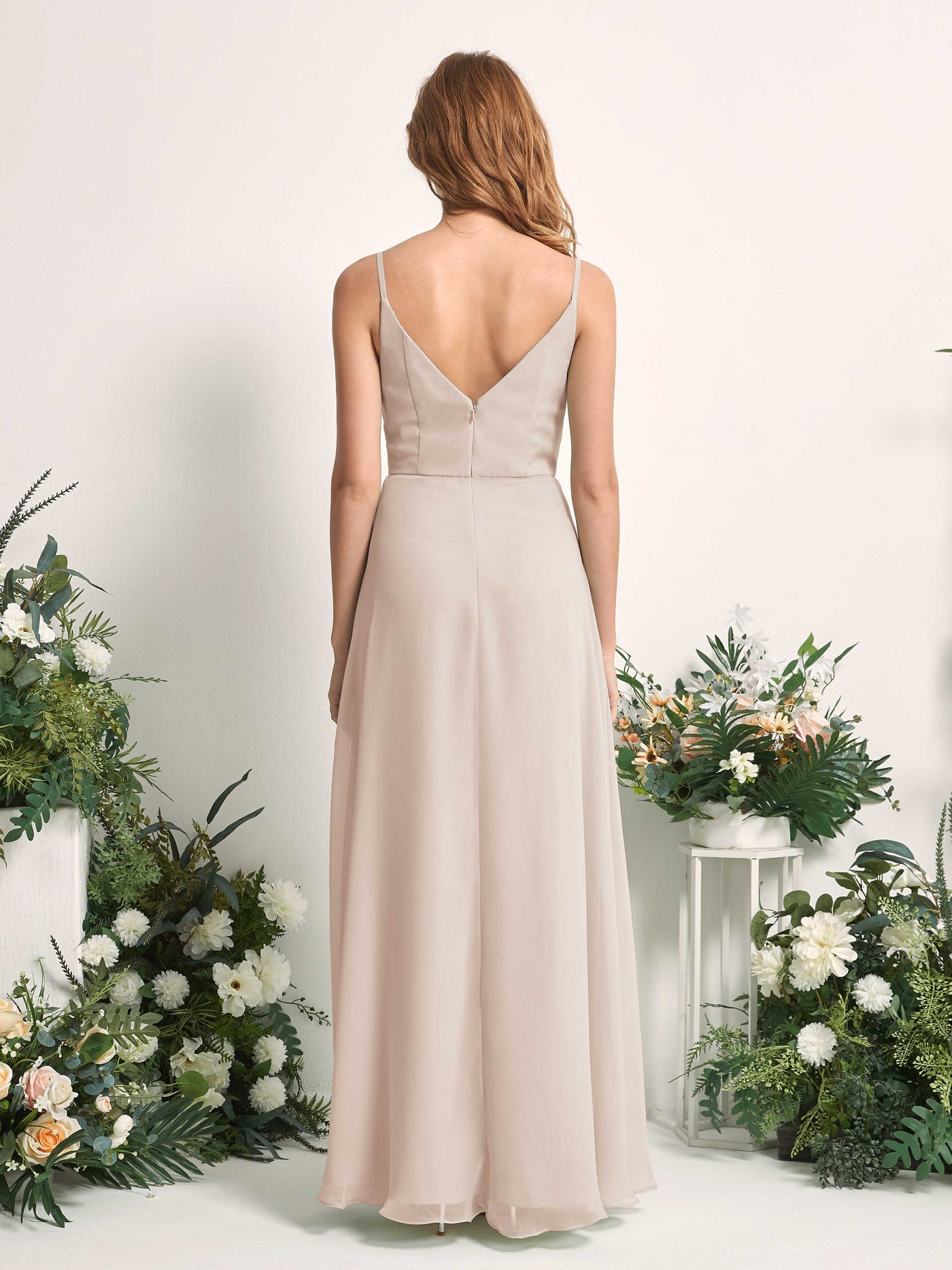 Carlyna Vestido de línea A escote en V hasta el suelo gasa dama de honor Champán #color_champ-n