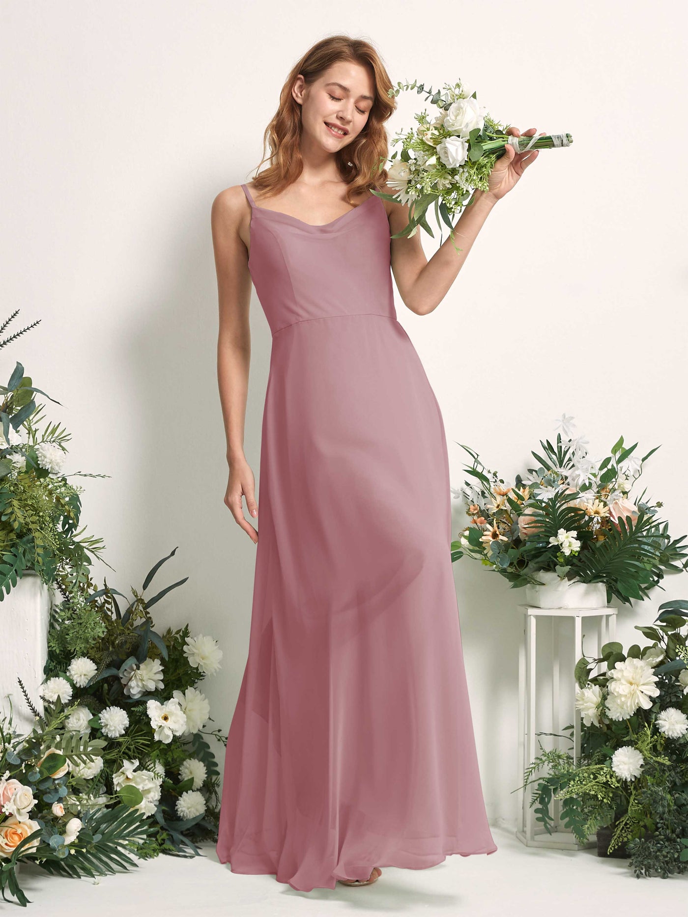Carlyna Vestido de línea A escote en V hasta el suelo gasa dama de honor Malva Clásico #color_malva-cl-sico