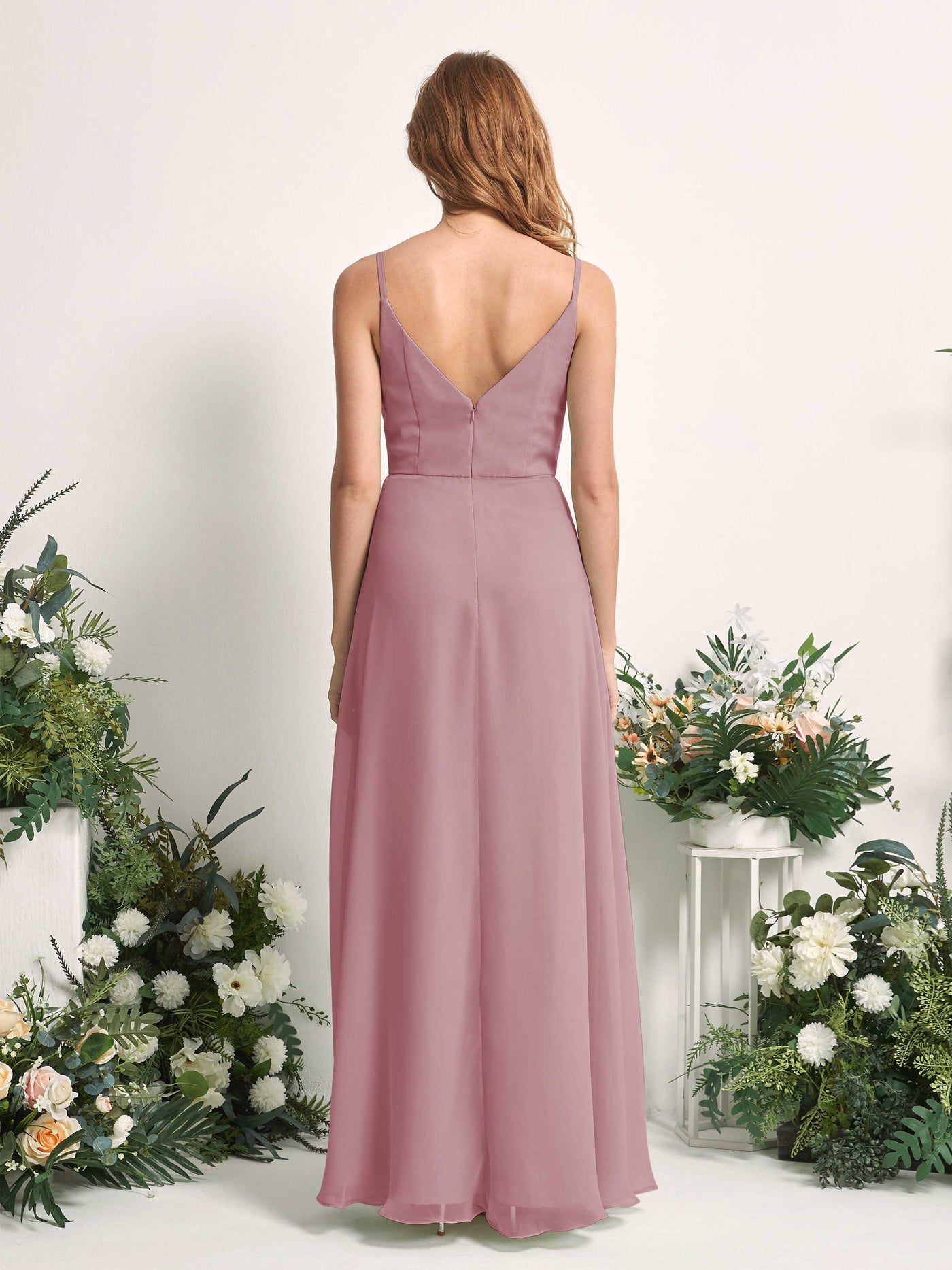 Carlyna Vestido de línea A escote en V hasta el suelo gasa dama de honor Malva Clásico #color_malva-cl-sico
