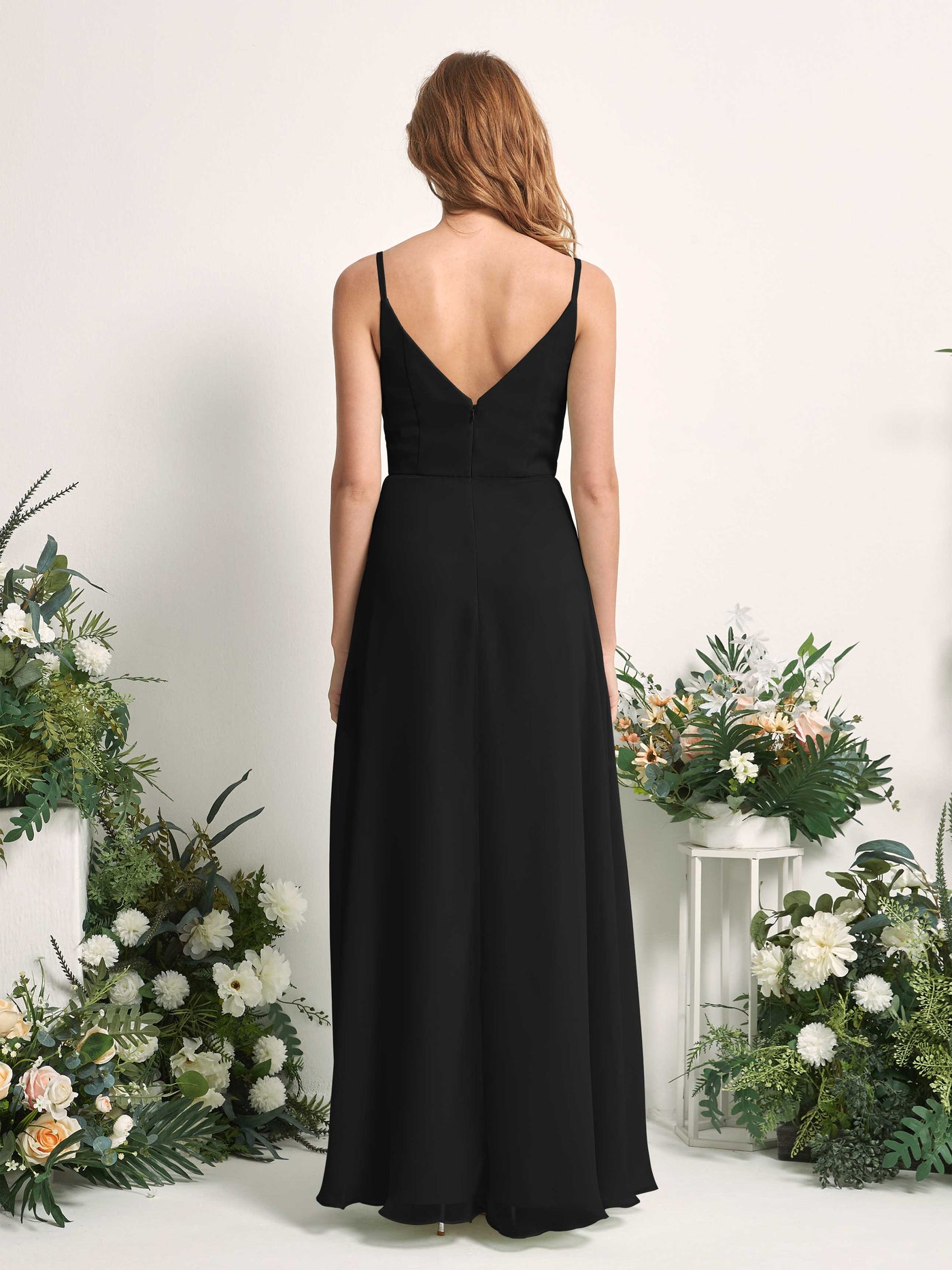 Carlyna Vestido de línea A escote en V hasta el suelo gasa dama de honor Negro #color_negro