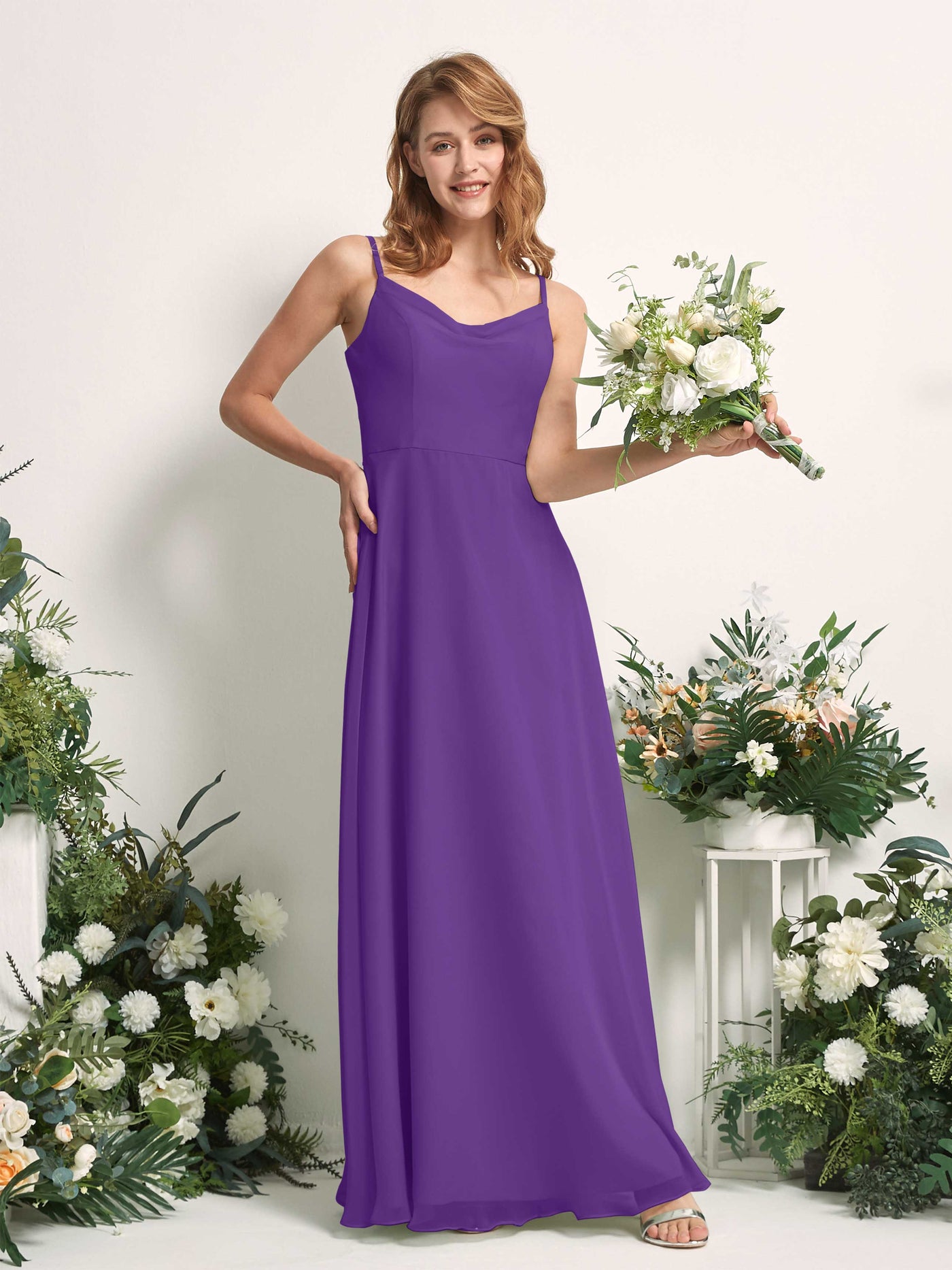 Carlyna Vestido de línea A escote en V hasta el suelo gasa dama de honor Regencia #color_regencia