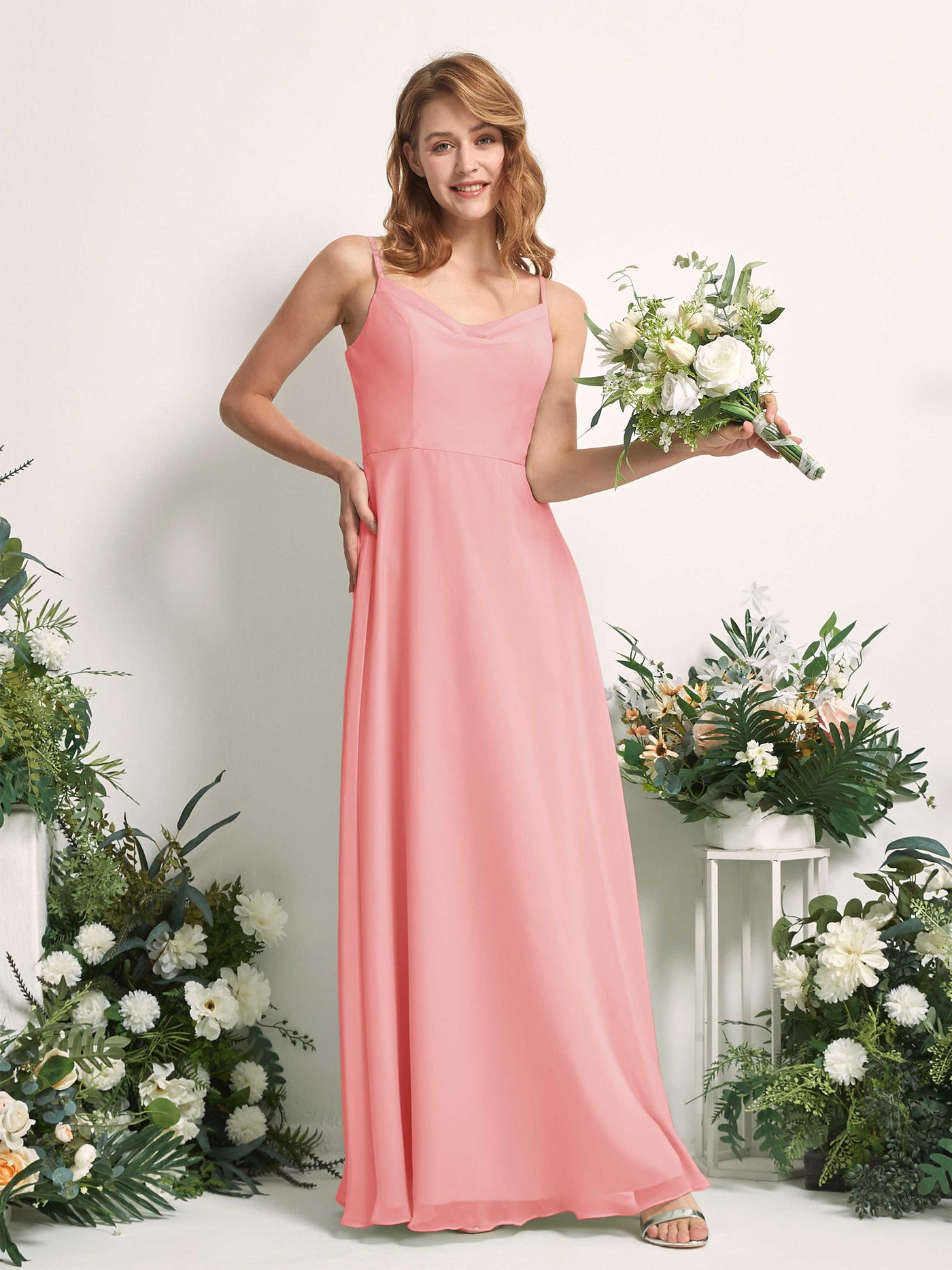 Carlyna Vestido de línea A escote en V hasta el suelo gasa dama de honor Rosa Ballet #color_rosa-ballet