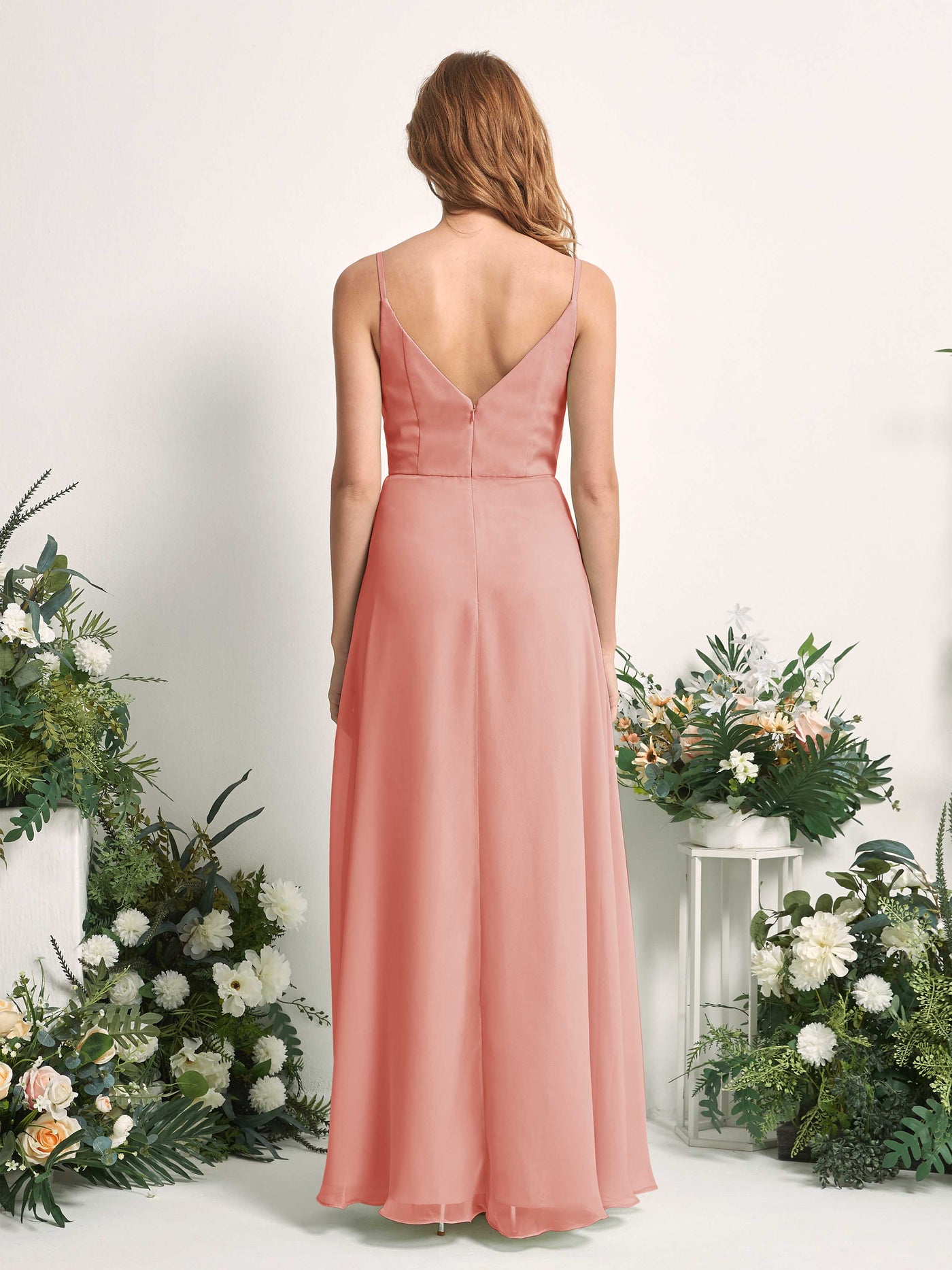Carlyna Vestido de línea A escote en V hasta el suelo gasa dama de honor Rosa Champán #color_rosa-champ-n