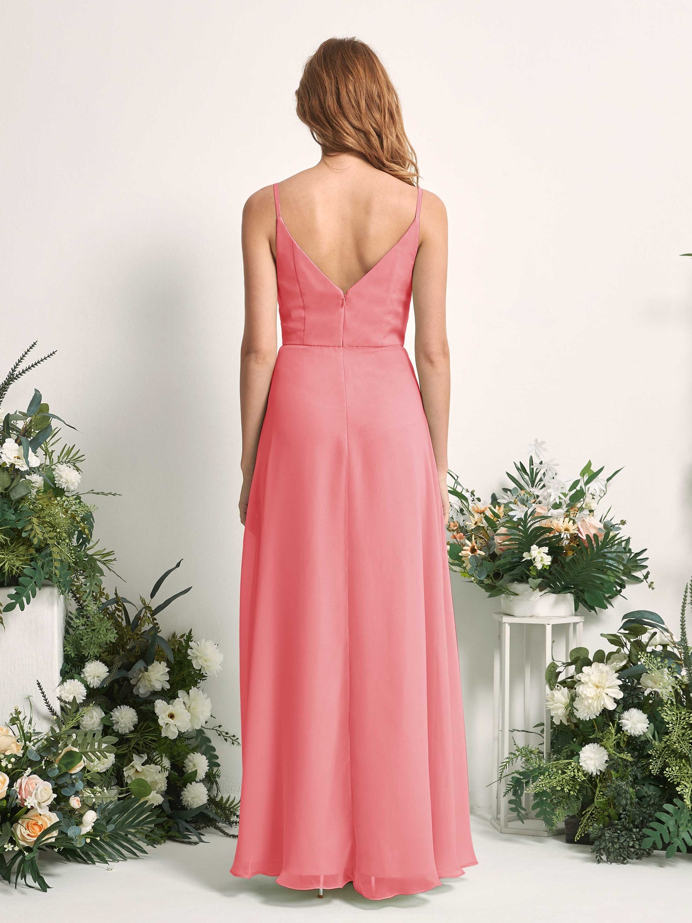 Carlyna Vestido de línea A escote en V hasta el suelo gasa dama de honor Rosa Coral #color_rosa-coral