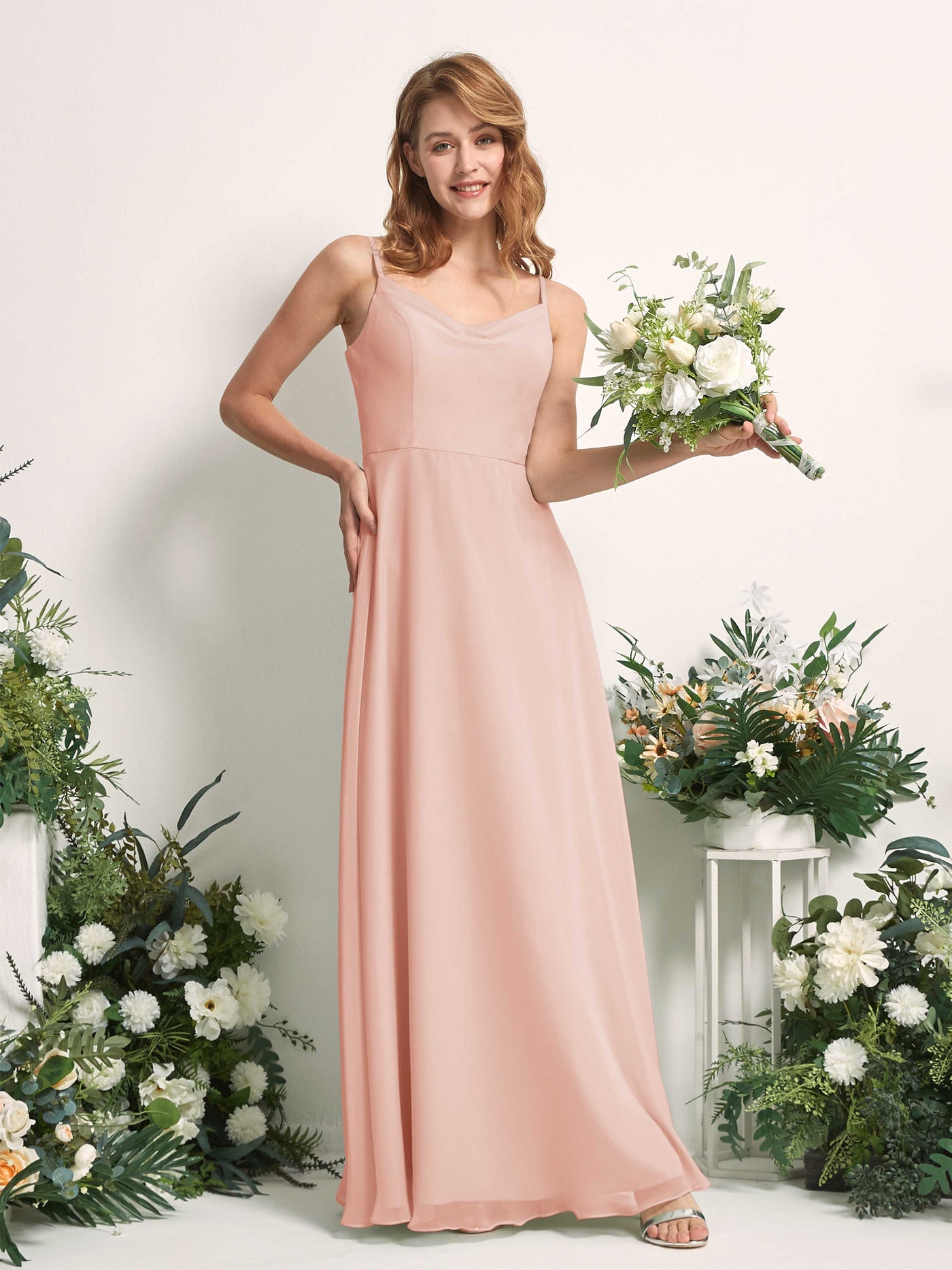 Carlyna Vestido de línea A escote en V hasta el suelo gasa dama de honor Rosa Perla #color_rosa-perla