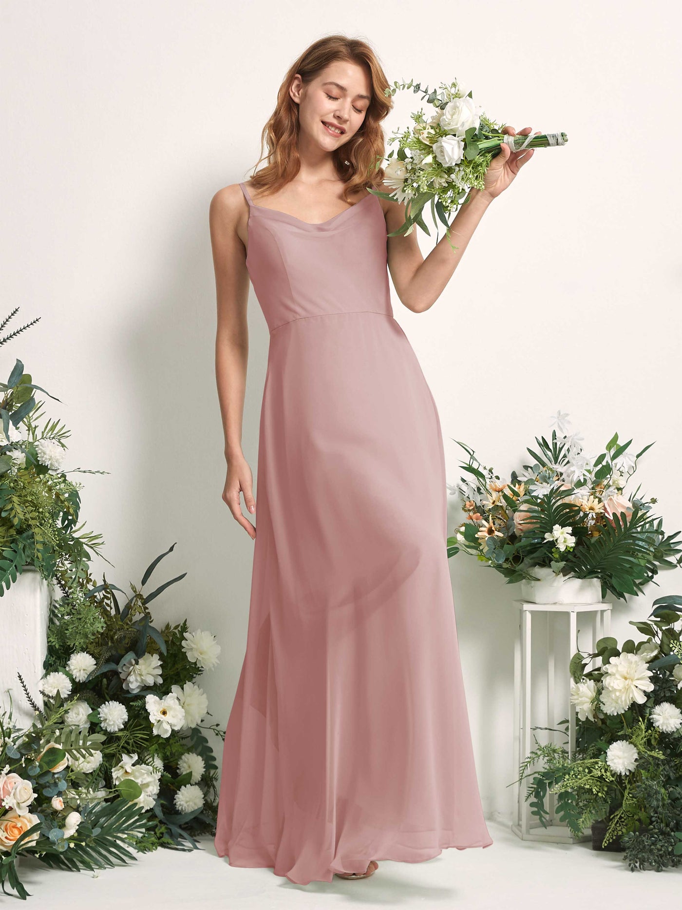 Carlyna Vestido de línea A escote en V hasta el suelo gasa dama de honor Rosa Polvorienta #color_rosa-polvorienta