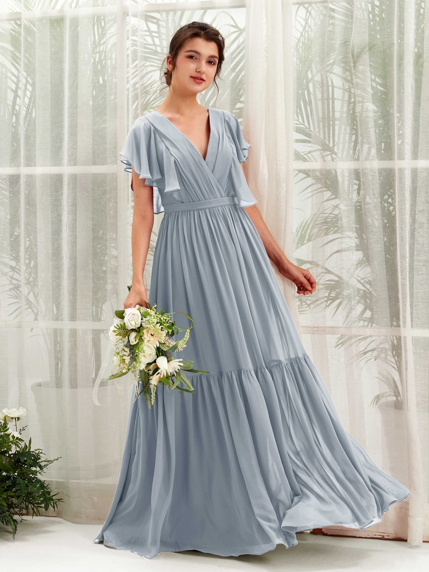 Carlyna Vestido de línea A escote en V manga con vuelo hasta el suelo dama de honor Azul Empolvado Mejorado #color_azul-empolvado-mejorado