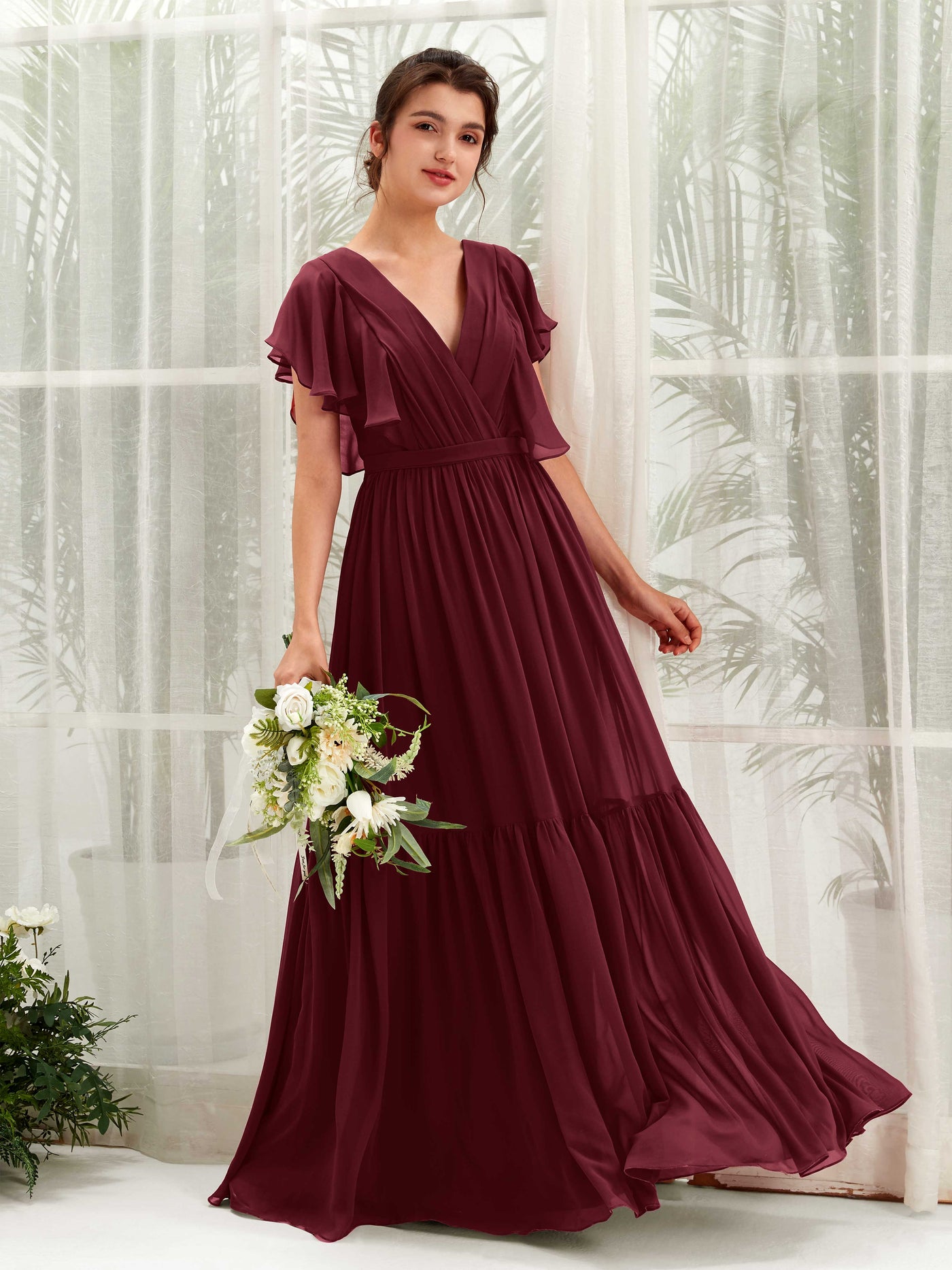 Carlyna Vestido de línea A escote en V manga con vuelo hasta el suelo dama de honor Borgoña #color_borgo-a