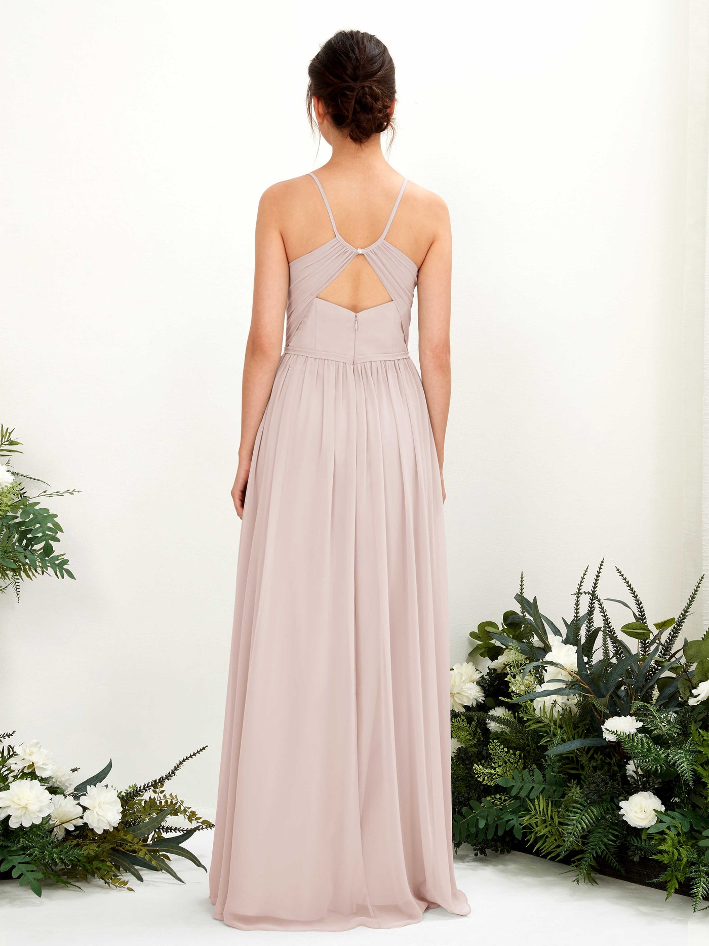 Carlyna Vestido de Línea A Hasta el suelo Escote en V Tirantes finos Biscotti #color_biscotti