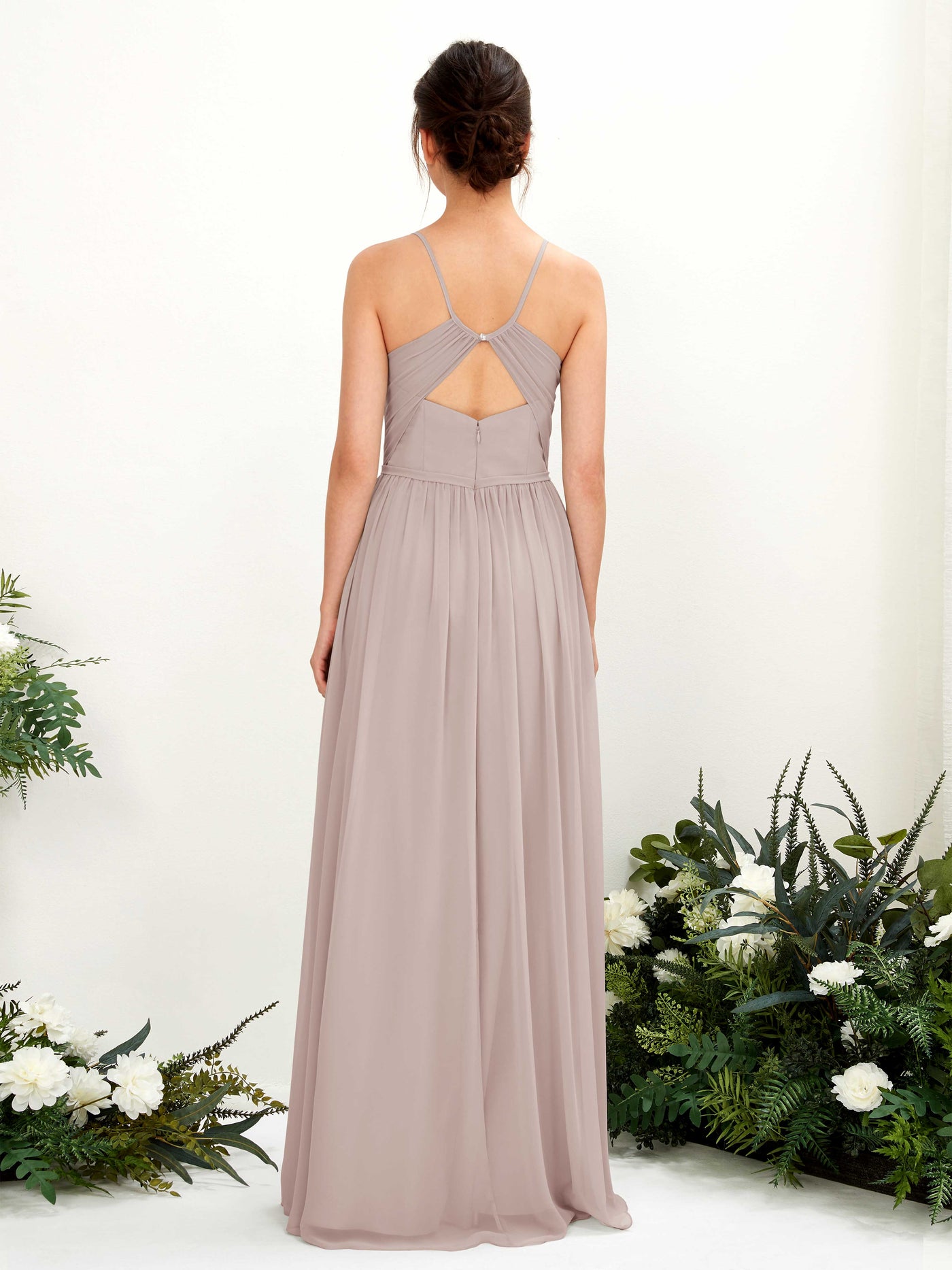 Carlyna Vestido de Línea A Hasta el suelo Escote en V Tirantes finos Gris Pardo #color_gris-pardo
