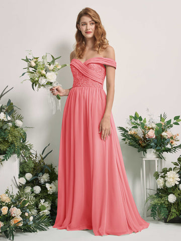 Carlyna Vestido de Línea A Hombros Caídos Hasta el Suelo Bordado Vestidos de Dama de Honor Rosa Coral #color_rosa-coral