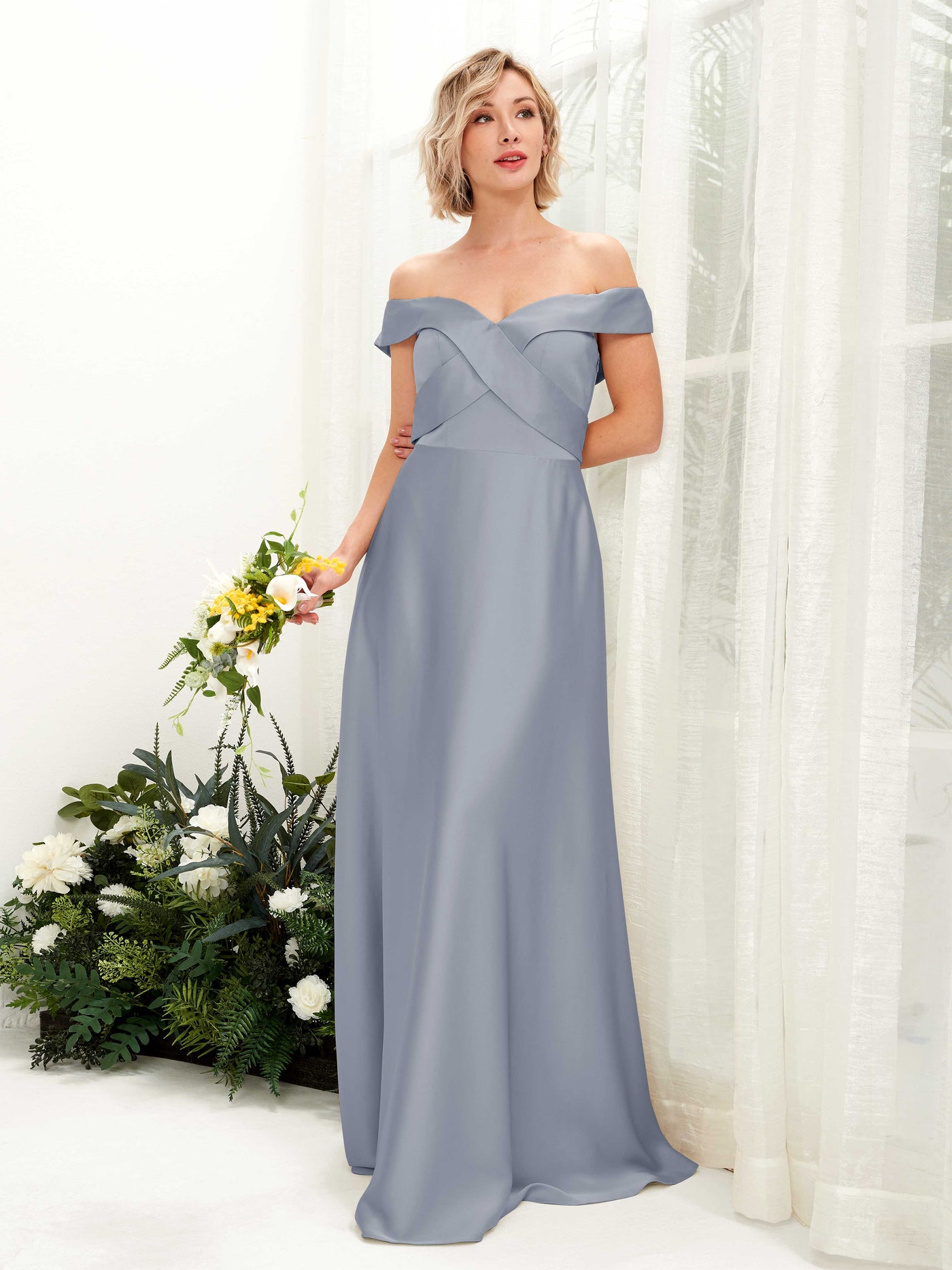 Carlyna Vestido de Línea A Hombros caídos hasta el suelo de satén Azul Polvoriento #color_azul-polvoriento