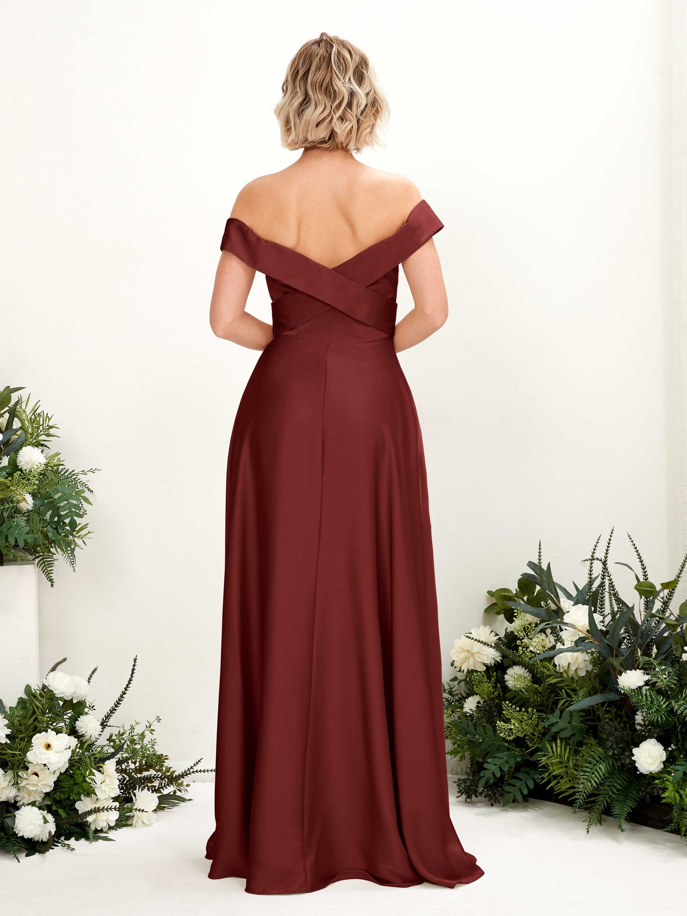 Carlyna Vestido de Línea A Hombros caídos hasta el suelo de satén Borgoña #color_borgo-a
