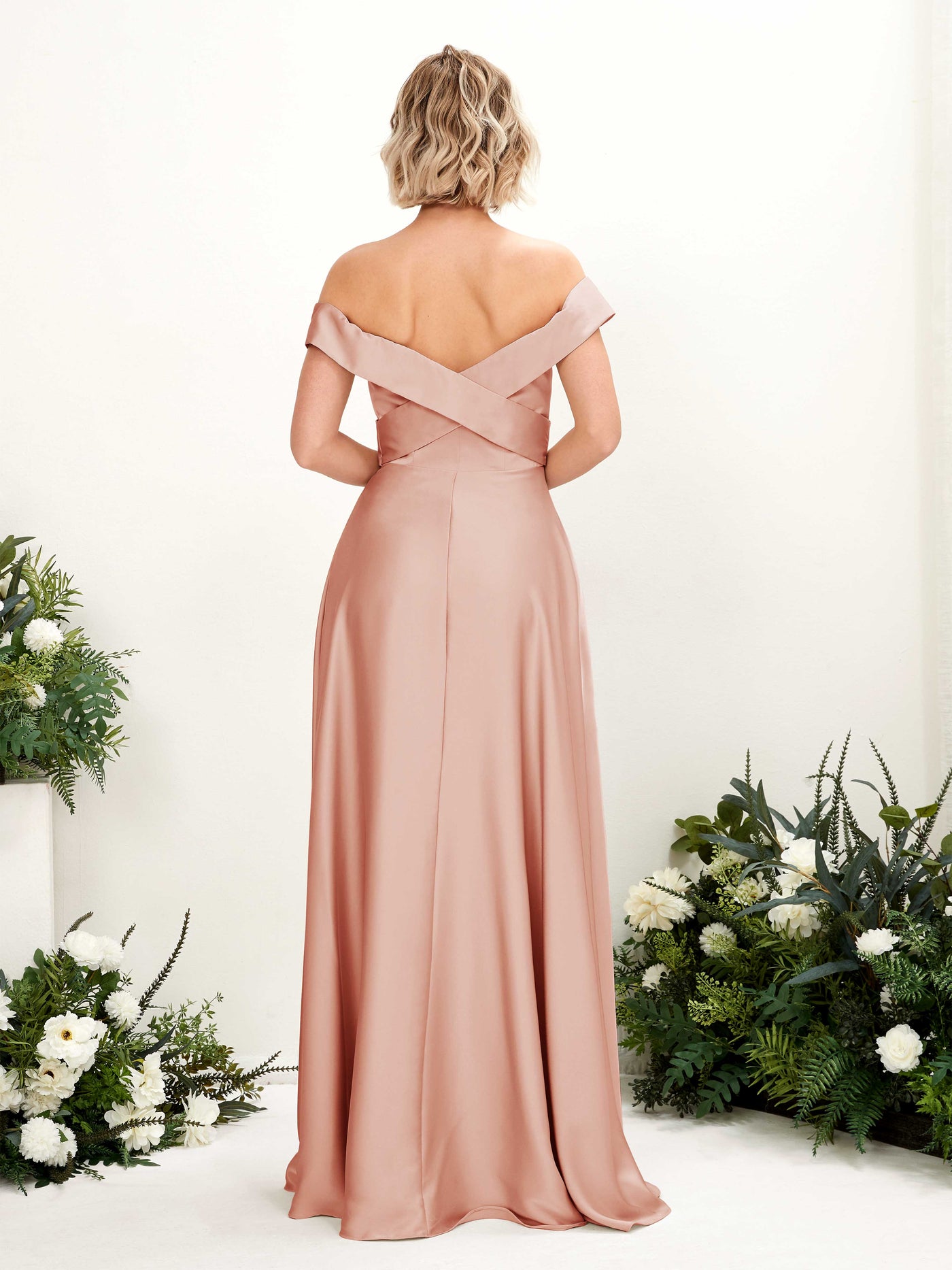 Carlyna Vestido de Línea A Hombros caídos hasta el suelo de satén Cantalupo #color_cantalupo