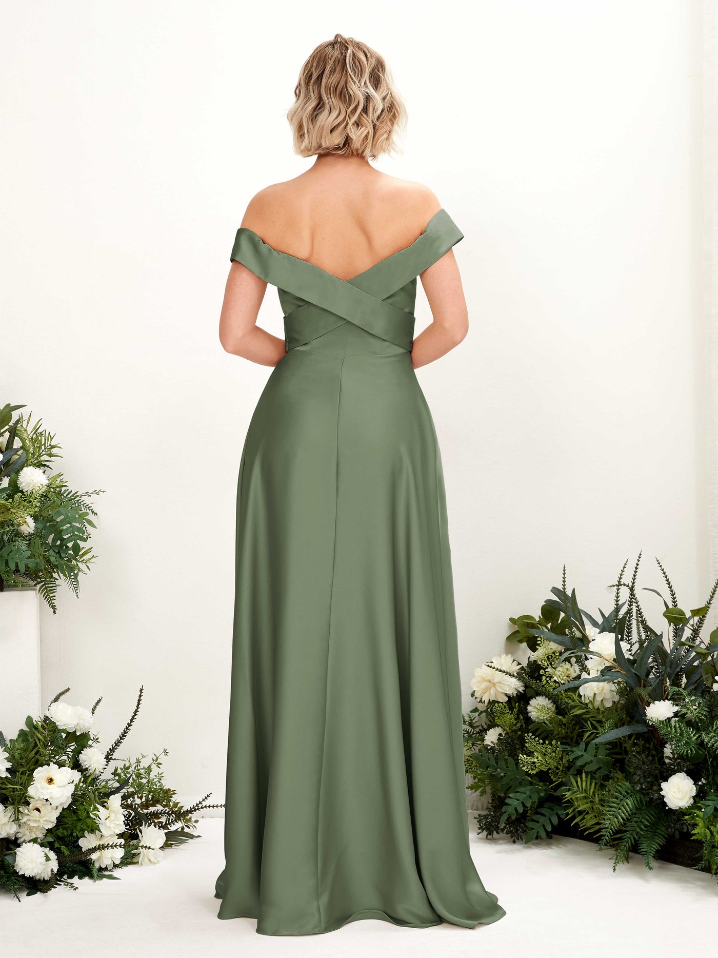 Carlyna Vestido de Línea A Hombros caídos hasta el suelo de satén Verde Oliva #color_verde-oliva