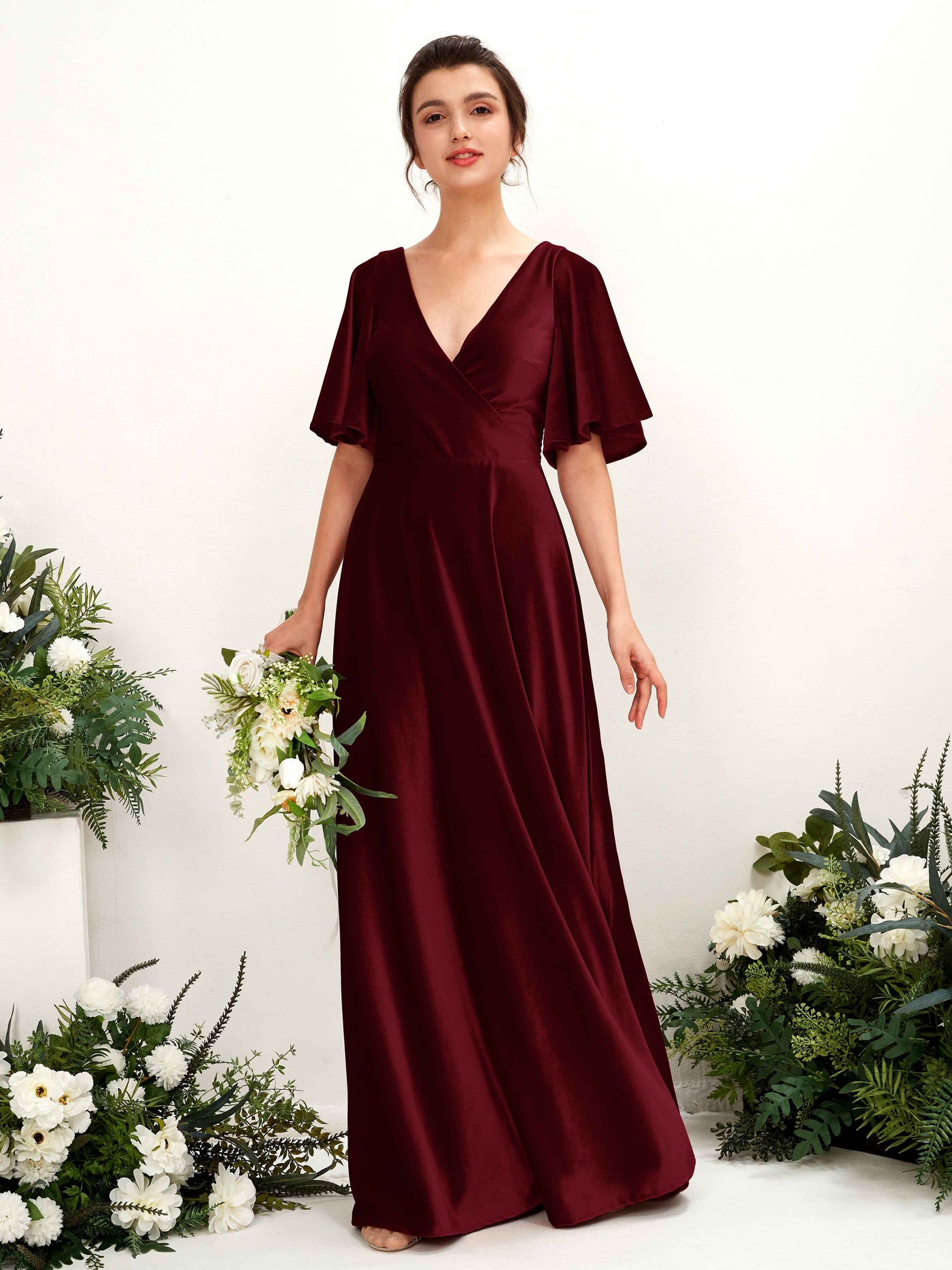 Carlyna Vestido hasta el suelo escote cruzado manga con vuelo terciopelo dama de honor Borgoña #color_borgo-a