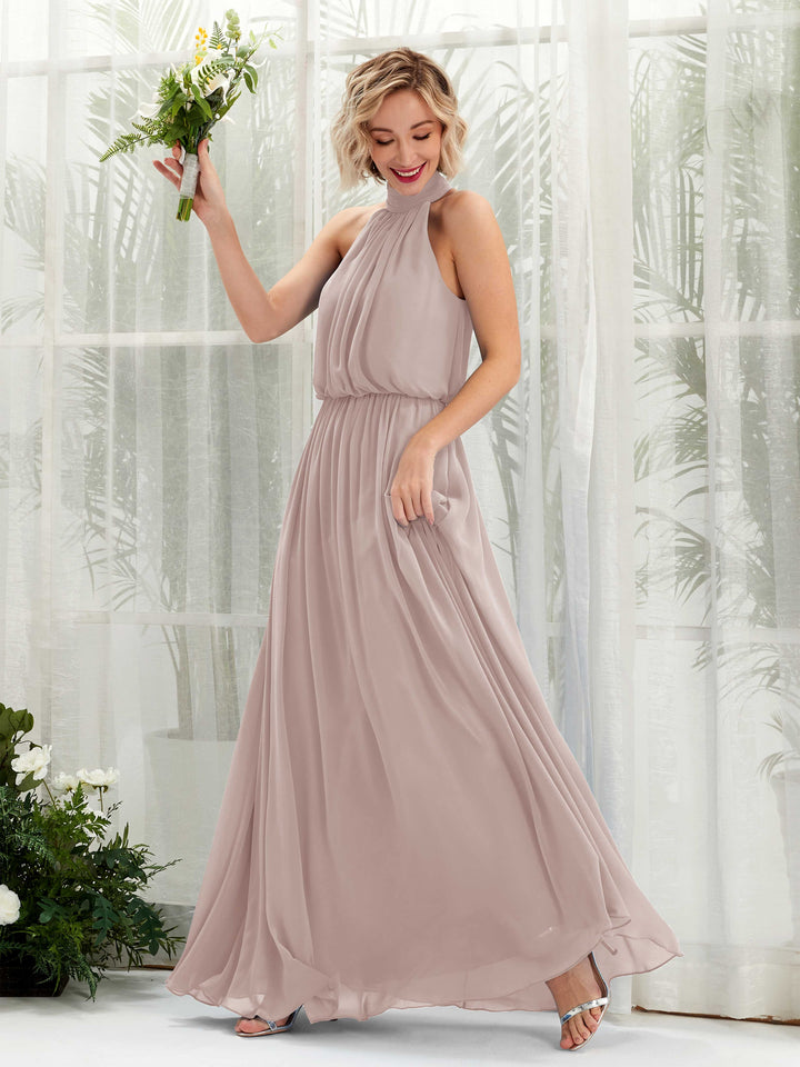 Carlyna Vestido línea A con cuello redondo hasta el suelo de gasa vestidos de dama de honor Gris Pardo 