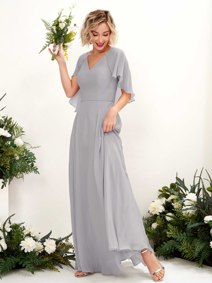 Carlyna Vestido línea A con escote en V y mangas capa hasta el suelo vestido de dama de honor Gris Paloma 