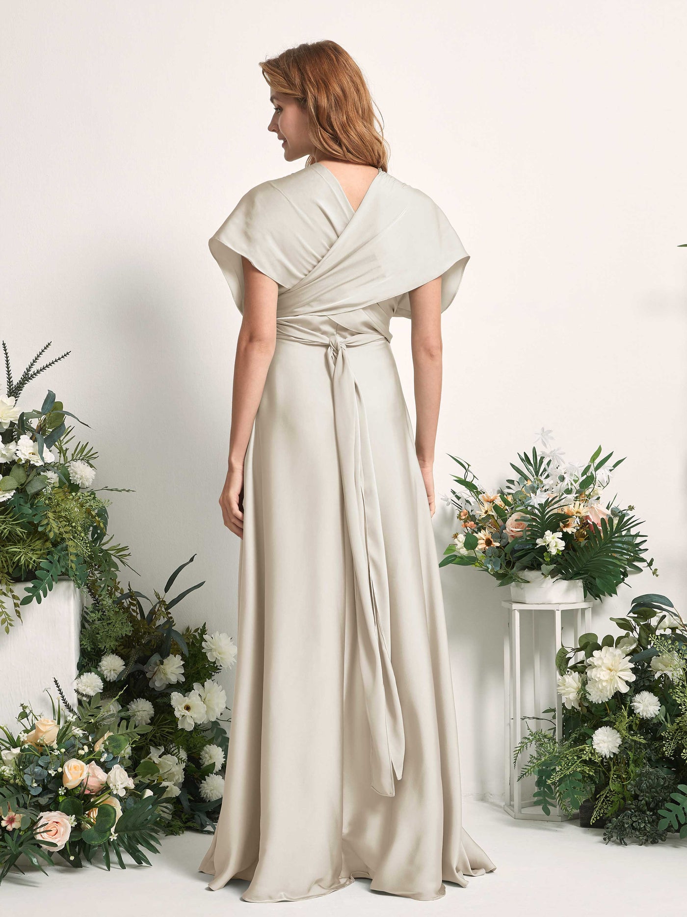 Carlyna Vestido línea A cuello de corazón hasta el suelo dama de honor Champán #color_champ-n
