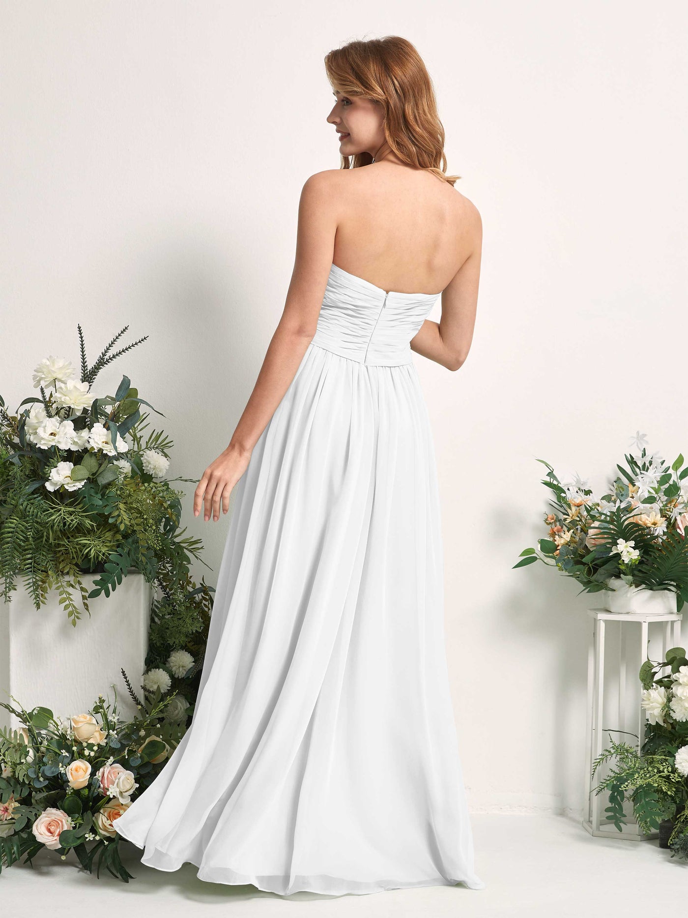 Carlyna Vestido Línea A Cuello de corazón Hasta el suelo Gasa Fruncido Dama de honor Blanco #color_blanco