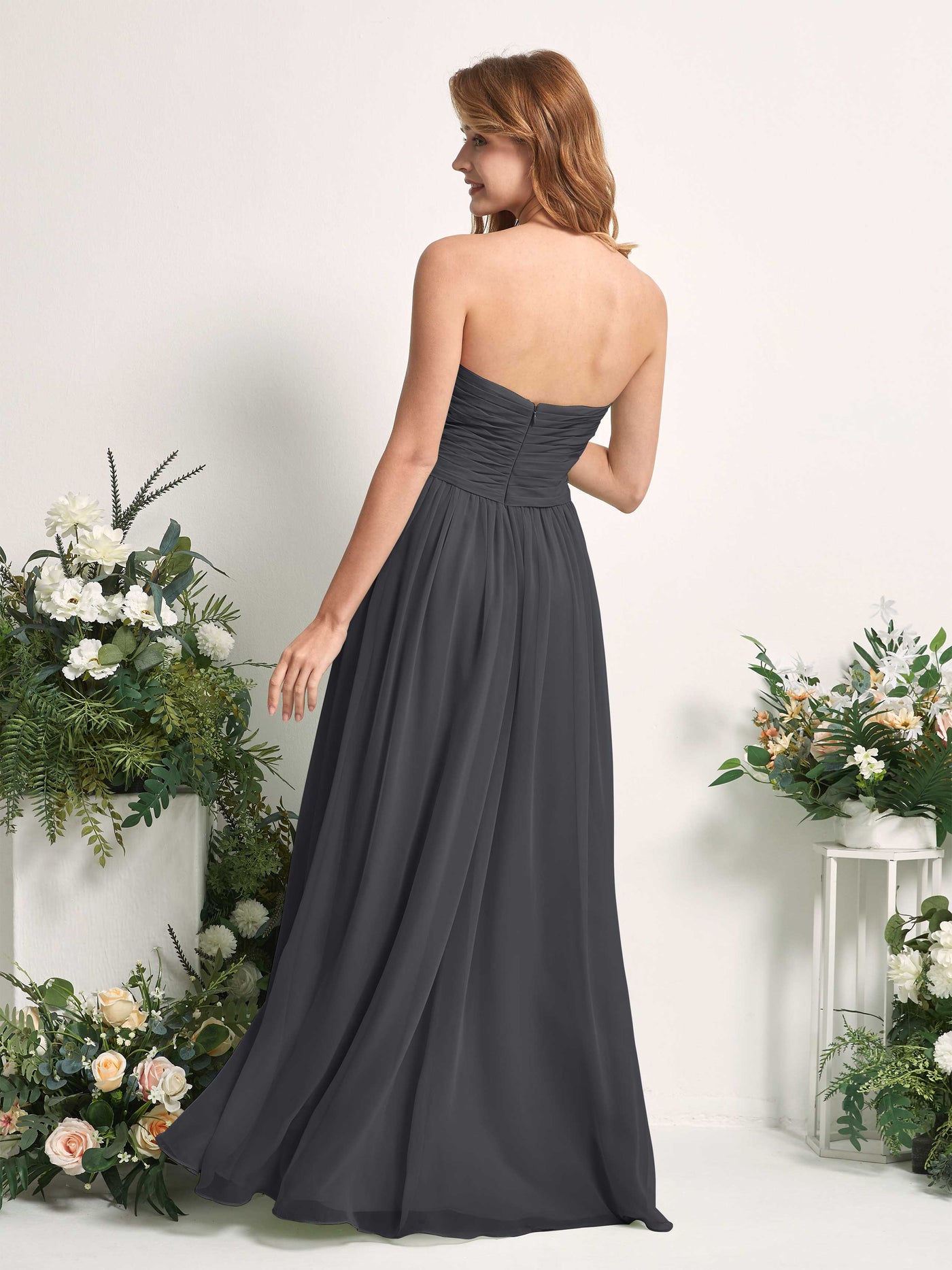 Carlyna Vestido Línea A Cuello de corazón Hasta el suelo Gasa Fruncido Dama de honor Peltre #color_peltre