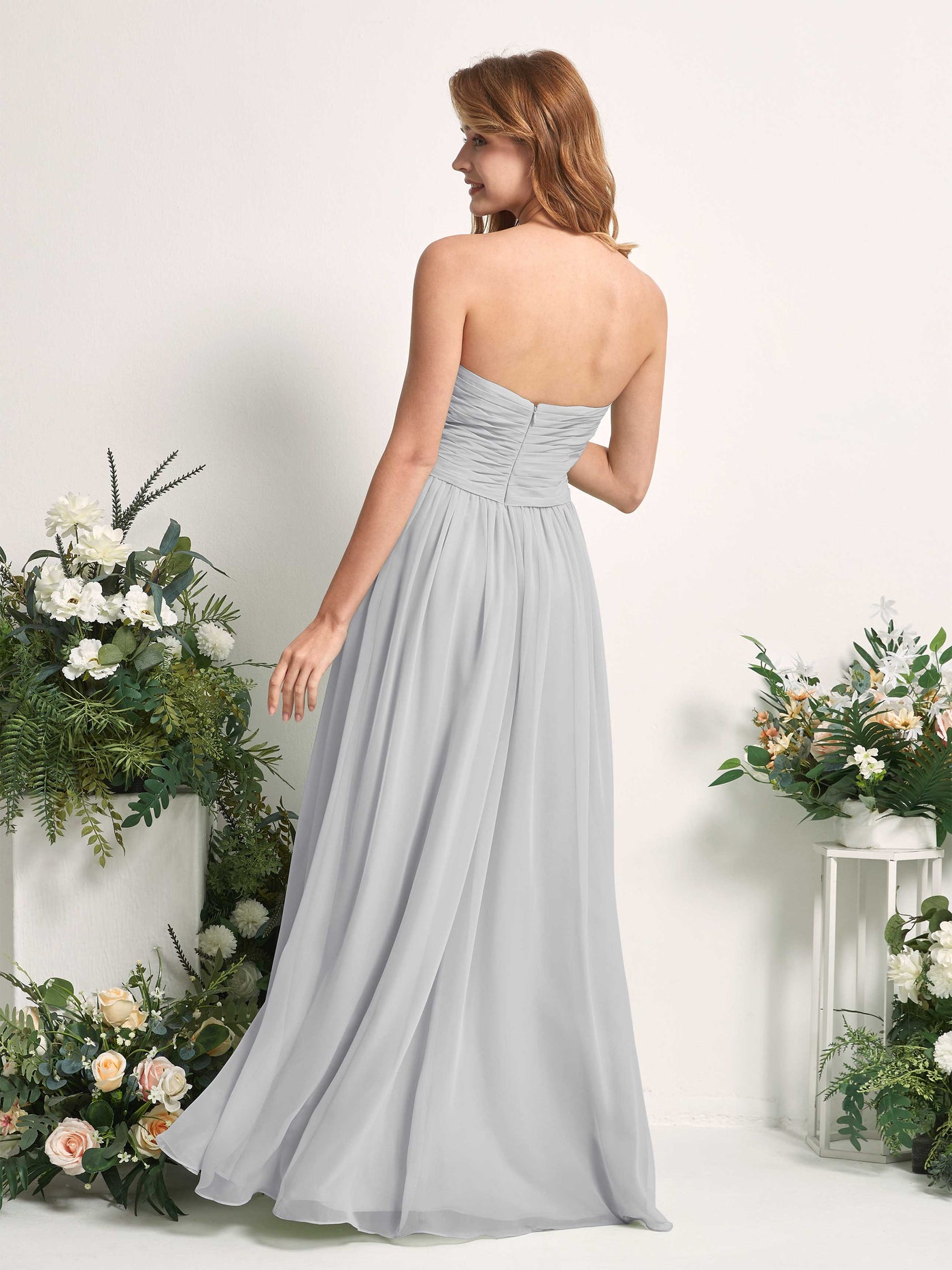 Carlyna Vestido Línea A Cuello de corazón Hasta el suelo Gasa Fruncido Dama de honor Plata #color_plata