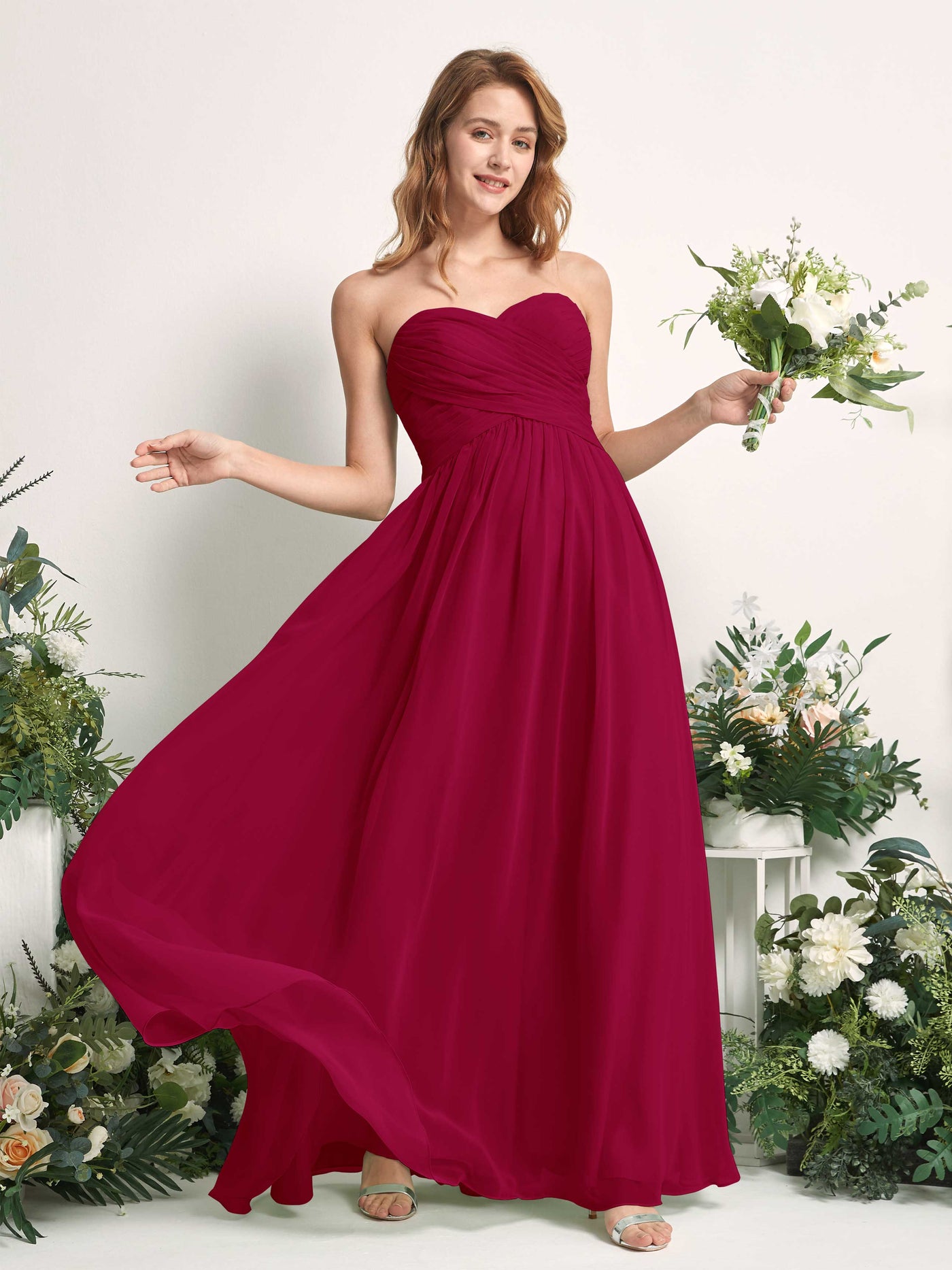 Carlyna Vestido Línea A Cuello de corazón Hasta el suelo Gasa Fruncido Dama de honor Rojo Bufón #color_rojo-buf-n