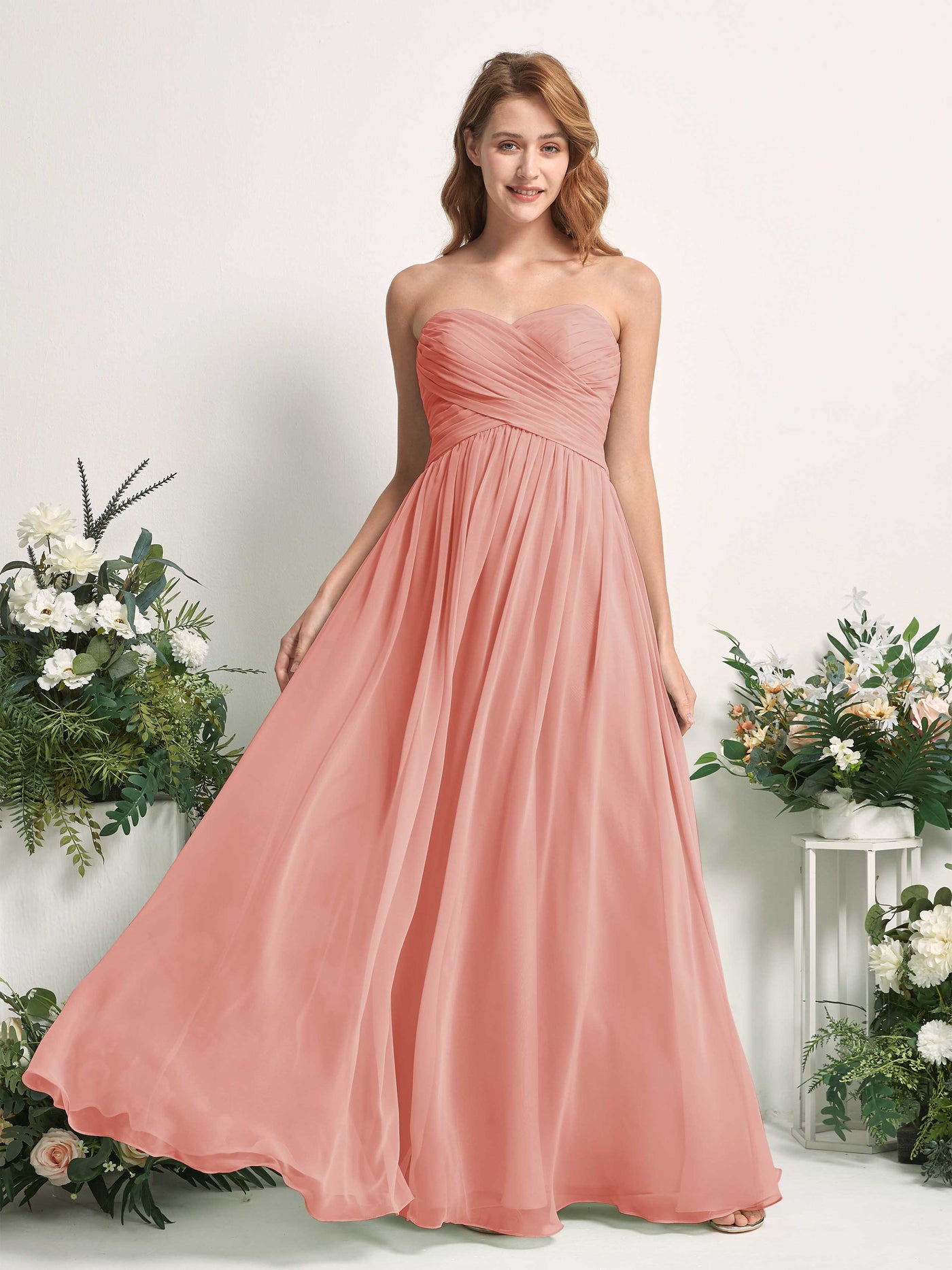Carlyna Vestido Línea A Cuello de corazón Hasta el suelo Gasa Fruncido Dama de honor Rosa Champán #color_rosa-champ-n