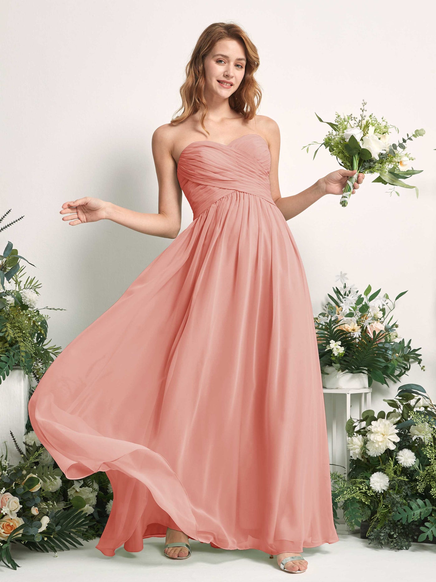 Carlyna Vestido Línea A Cuello de corazón Hasta el suelo Gasa Fruncido Dama de honor Rosa Champán #color_rosa-champ-n