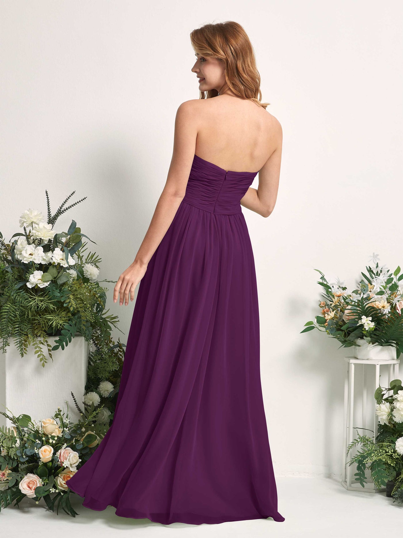 Carlyna Vestido Línea A Cuello de corazón Hasta el suelo Gasa Fruncido Dama de honor Uva #color_uva