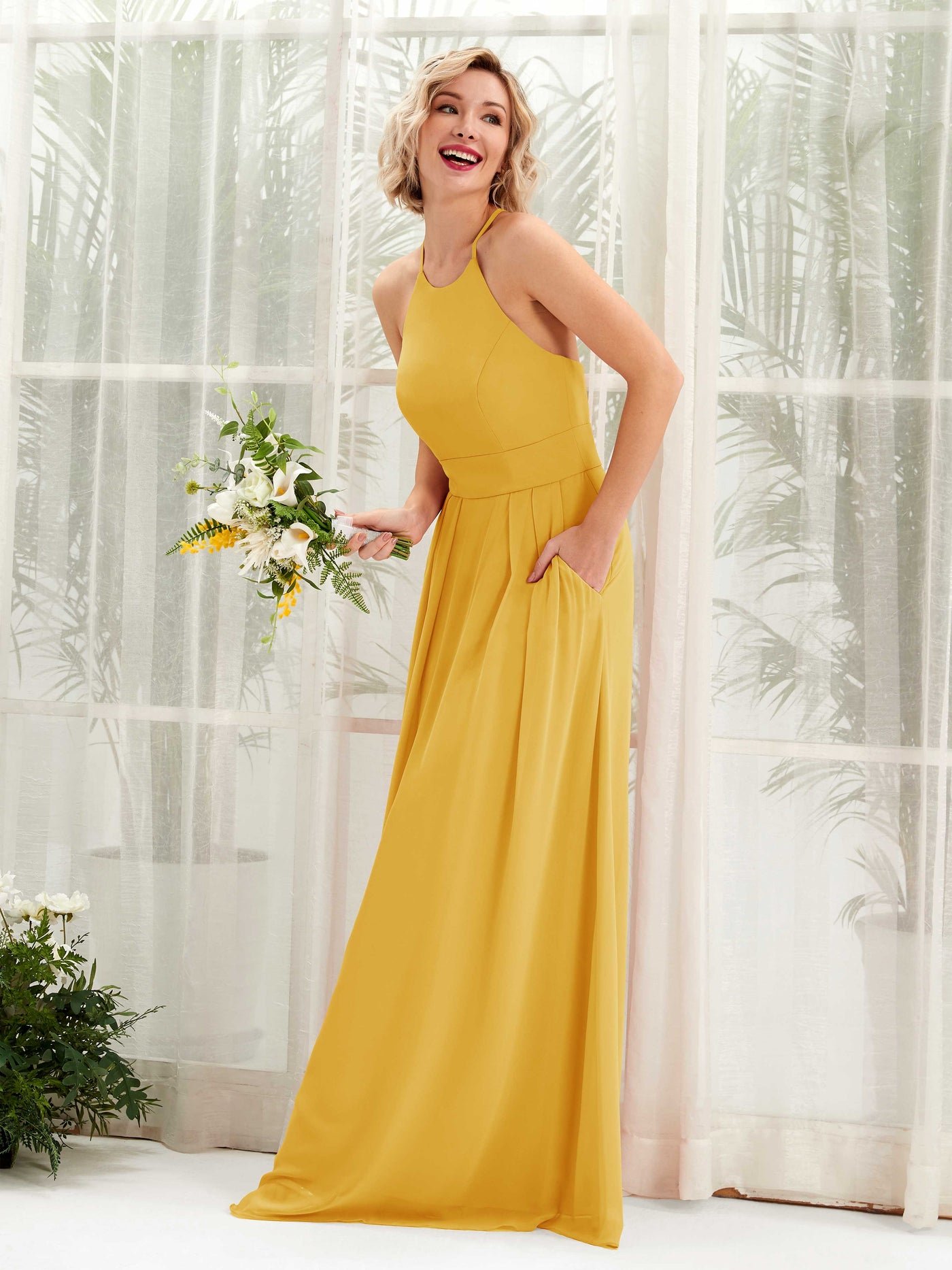 Carlyna Vestido Línea A Cuello Redondo Hasta el Suelo Bolsillos Dama de Honor Amarillo Mostaza #color_amarillo-mostaza