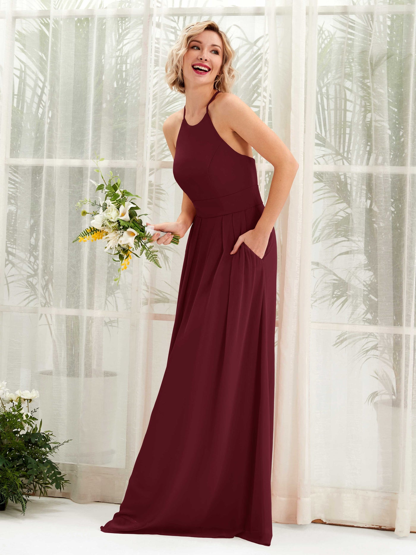 Carlyna Vestido Línea A Cuello Redondo Hasta el Suelo Bolsillos Dama de Honor Borgoña #color_borgo-a