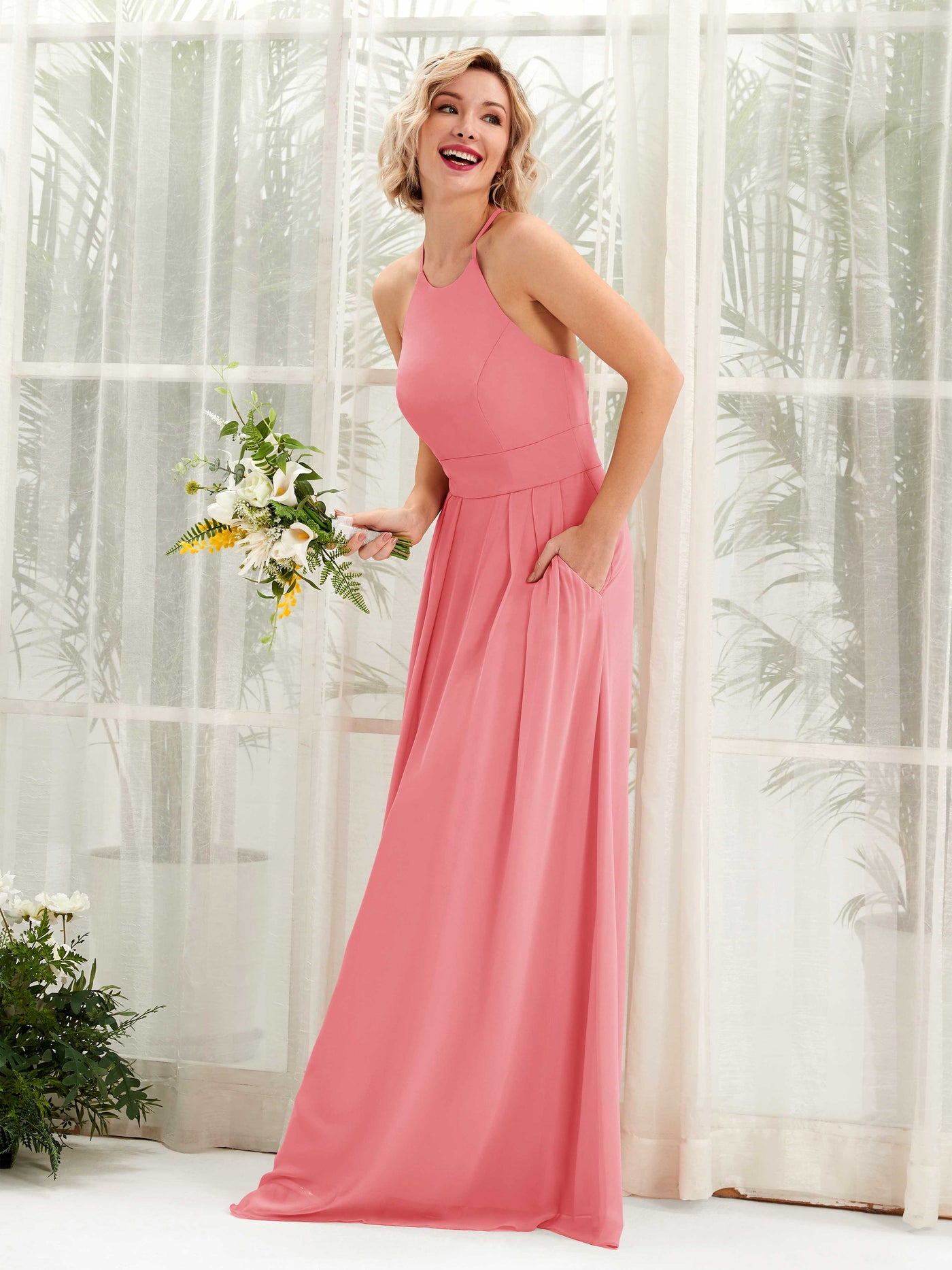 Carlyna Vestido Línea A Cuello Redondo Hasta el Suelo Bolsillos Dama de Honor Rosa Coral #color_rosa-coral