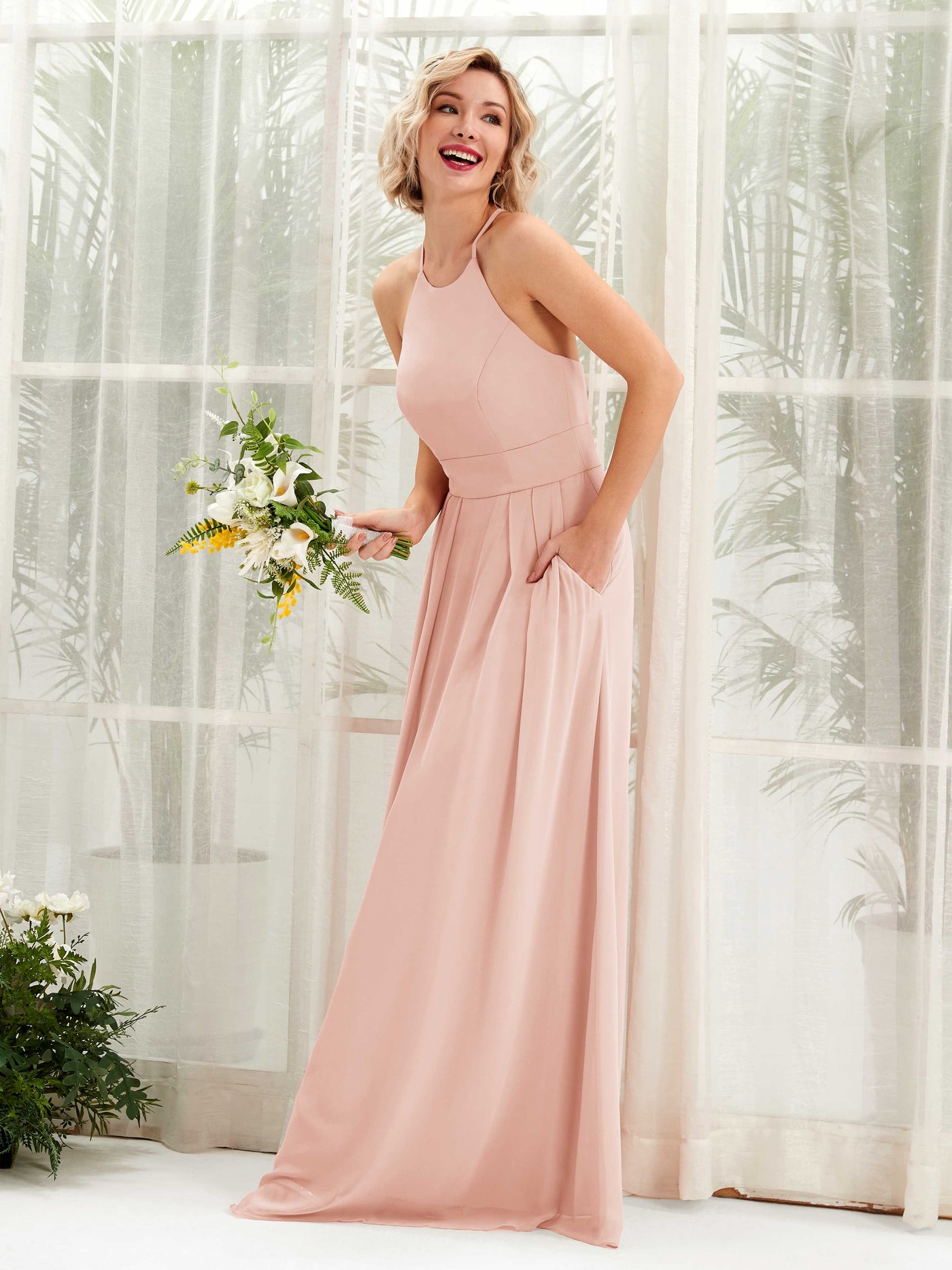 Carlyna Vestido Línea A Cuello Redondo Hasta el Suelo Bolsillos Dama de Honor Rosa Perla #color_rosa-perla